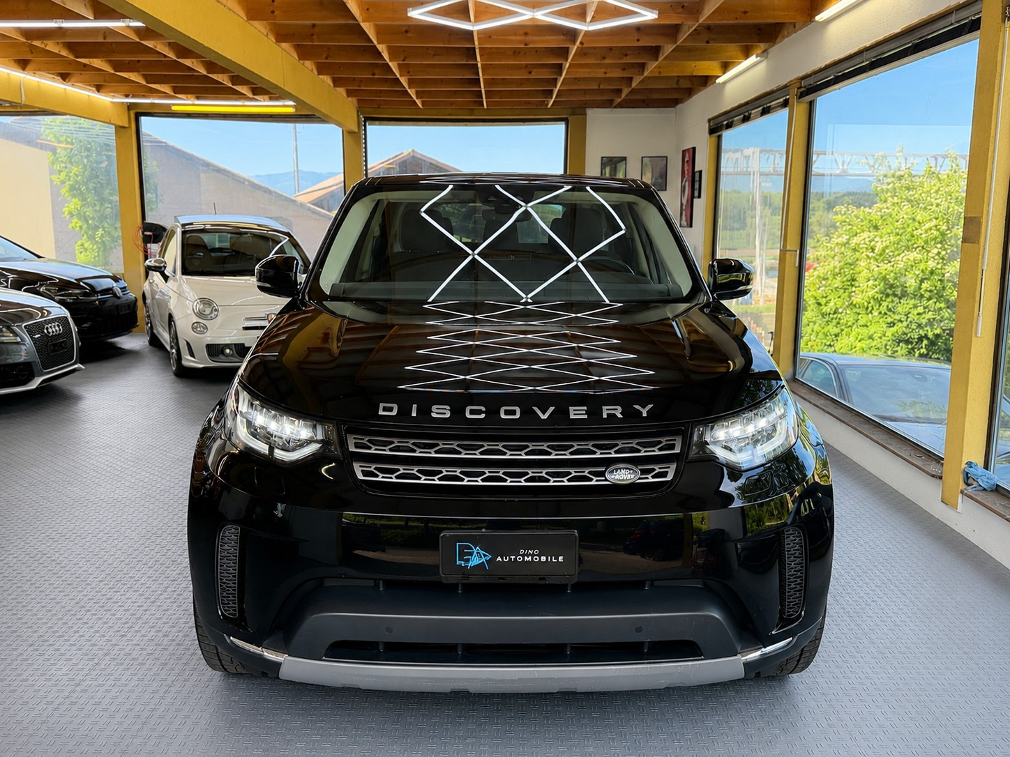 LAND ROVER Discovery 3.0 SDV6 HSE Automatic-image-1