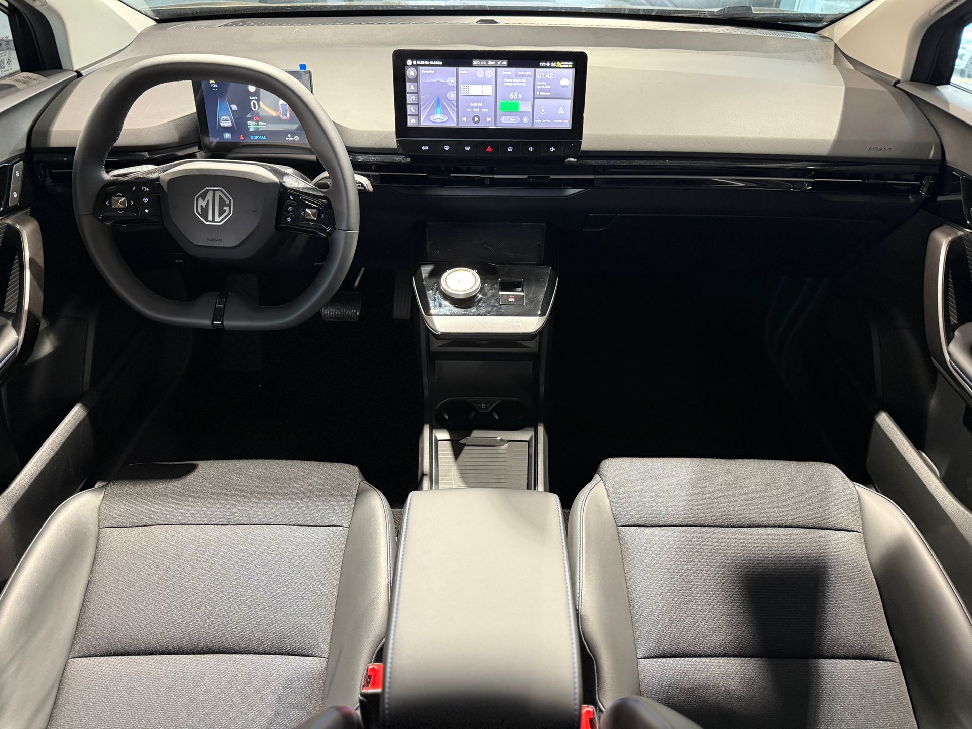 MG 4 EV 64kWh Luxury-image-8