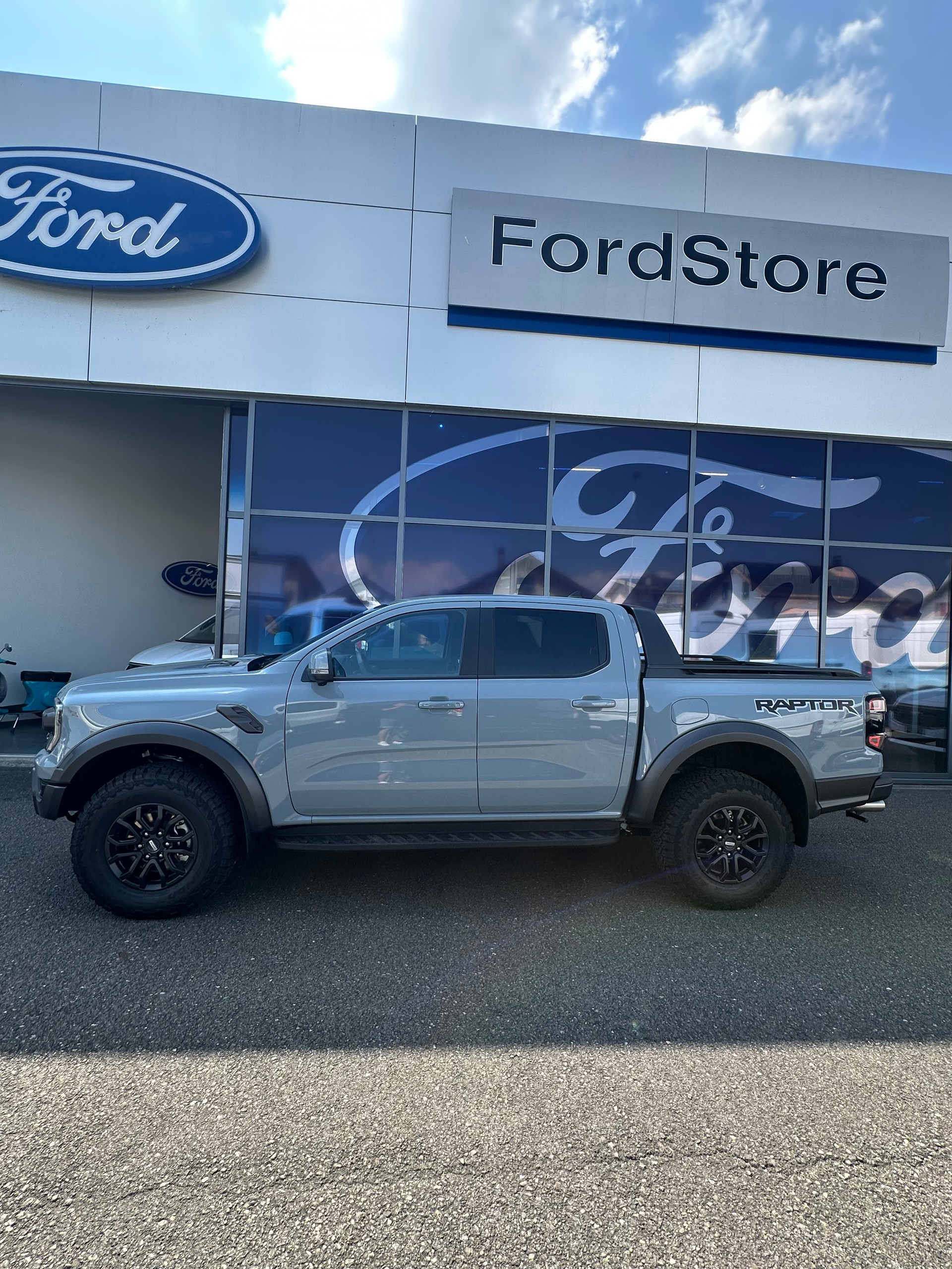 FORD Ranger dcab.pick-up 3.0 EcoBoo Raptor/314CV/Aut.-image-2