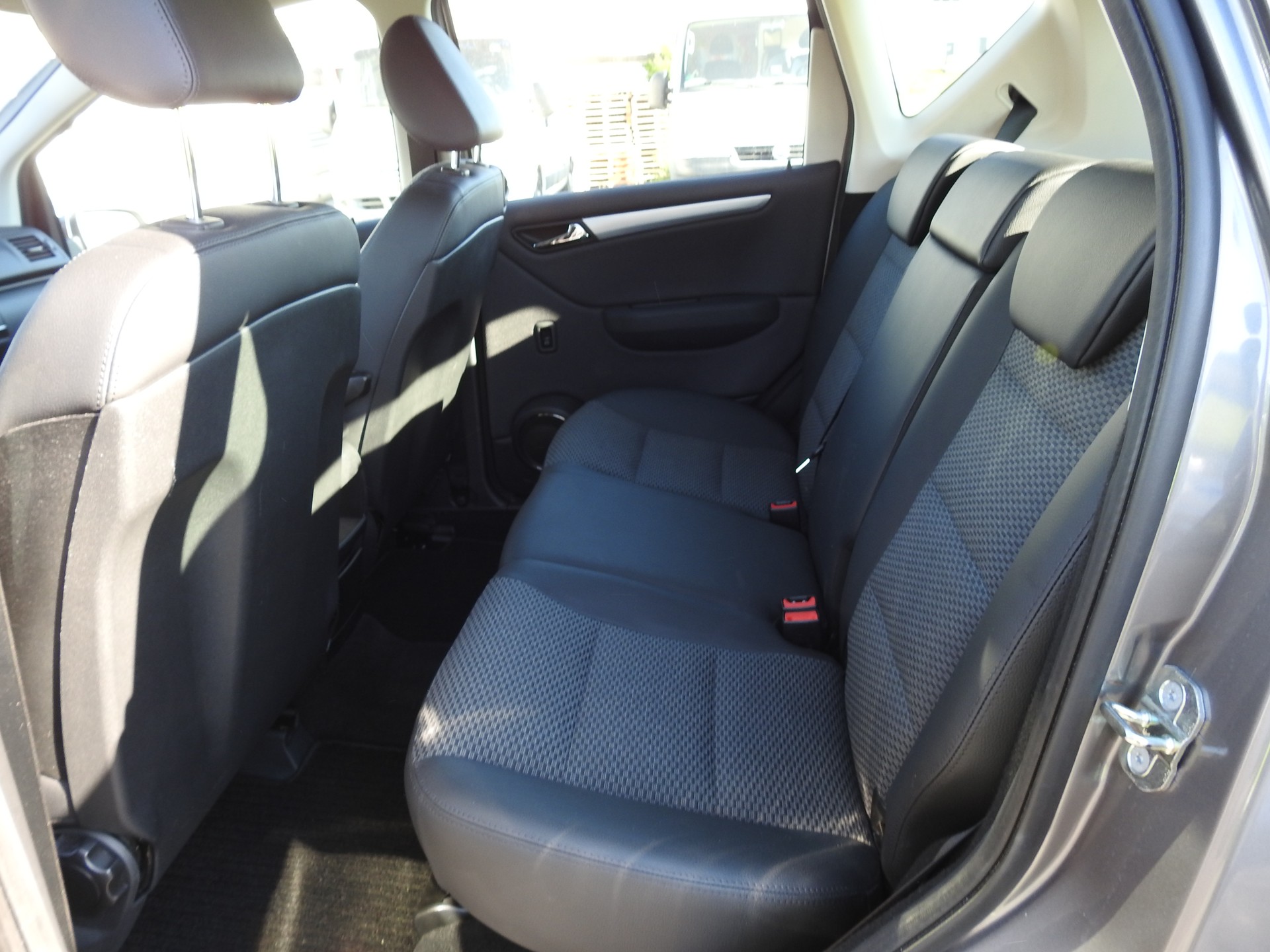 MERCEDES-BENZ A 180 (170) Avantgarde-image-12
