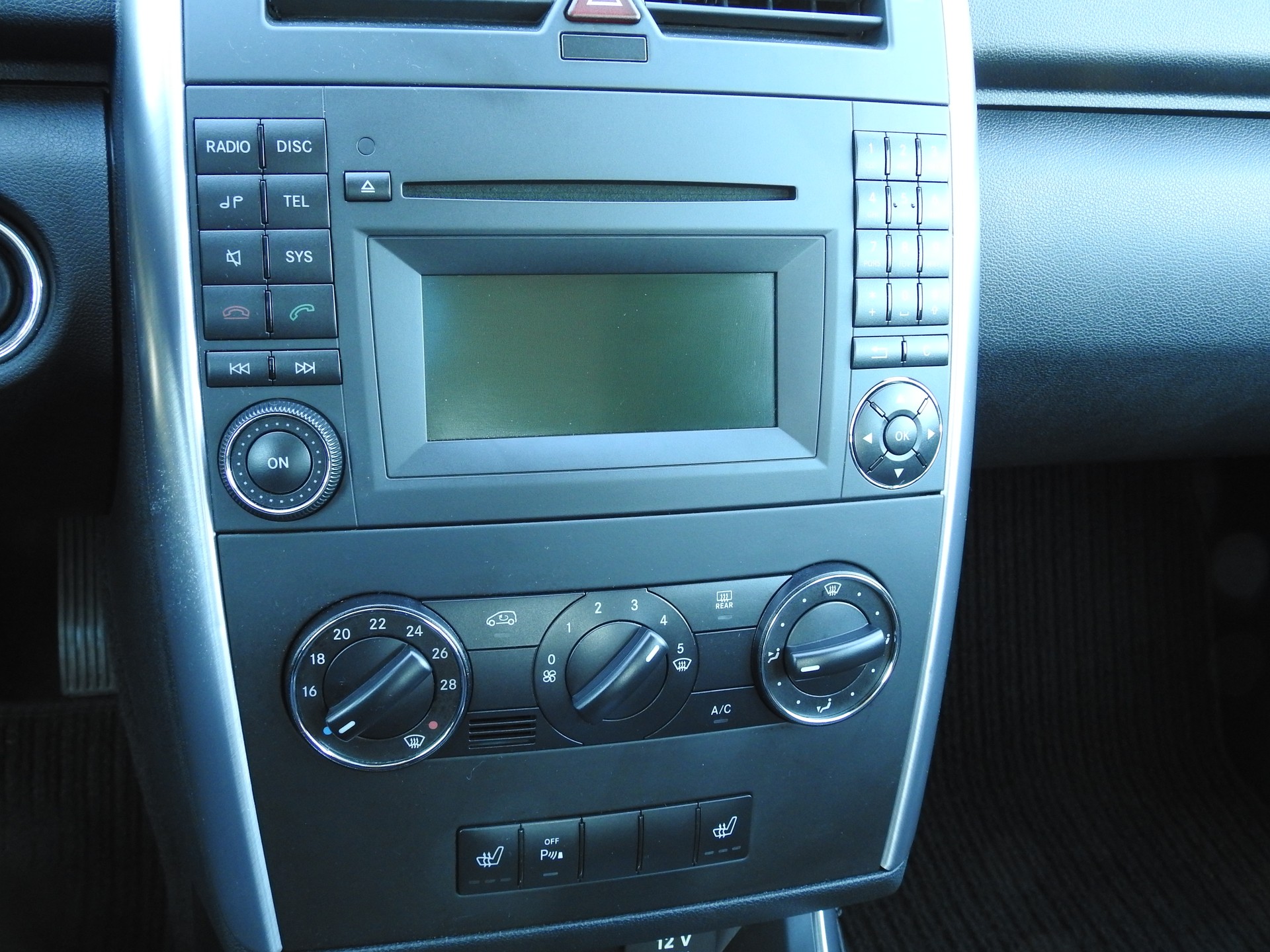 MERCEDES-BENZ A 180 (170) Avantgarde-image-19