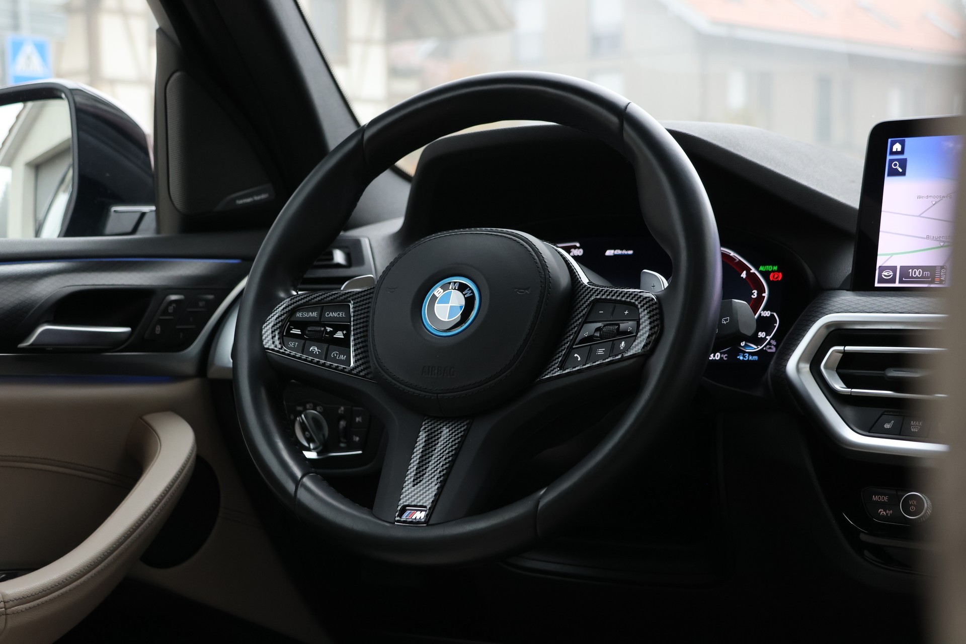 BMW X3 xDrive 30e M Sport (CH) + 2.0T AHK-image-13