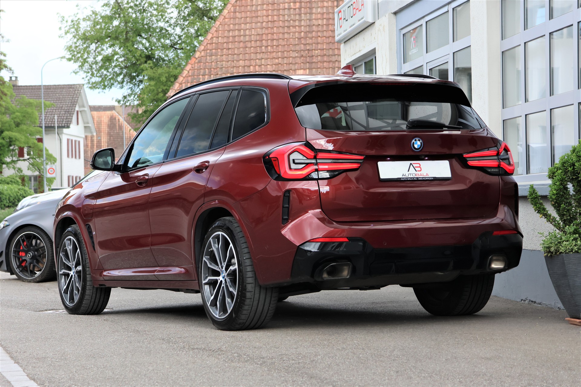 BMW X3 xDrive 30e M Sport (CH) + 2.0T AHK-image-2