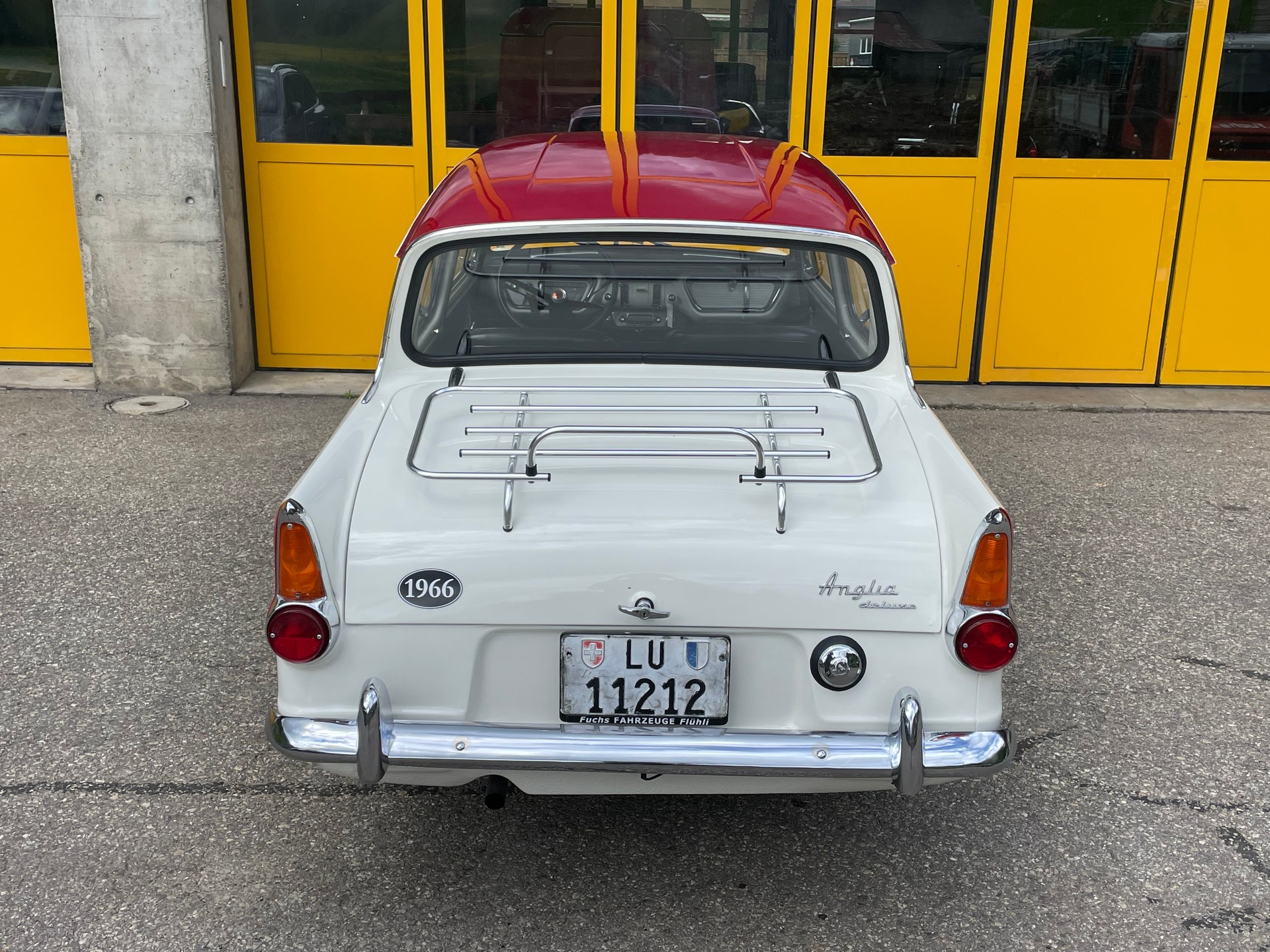 FORD 105 e Deluxe-image-6