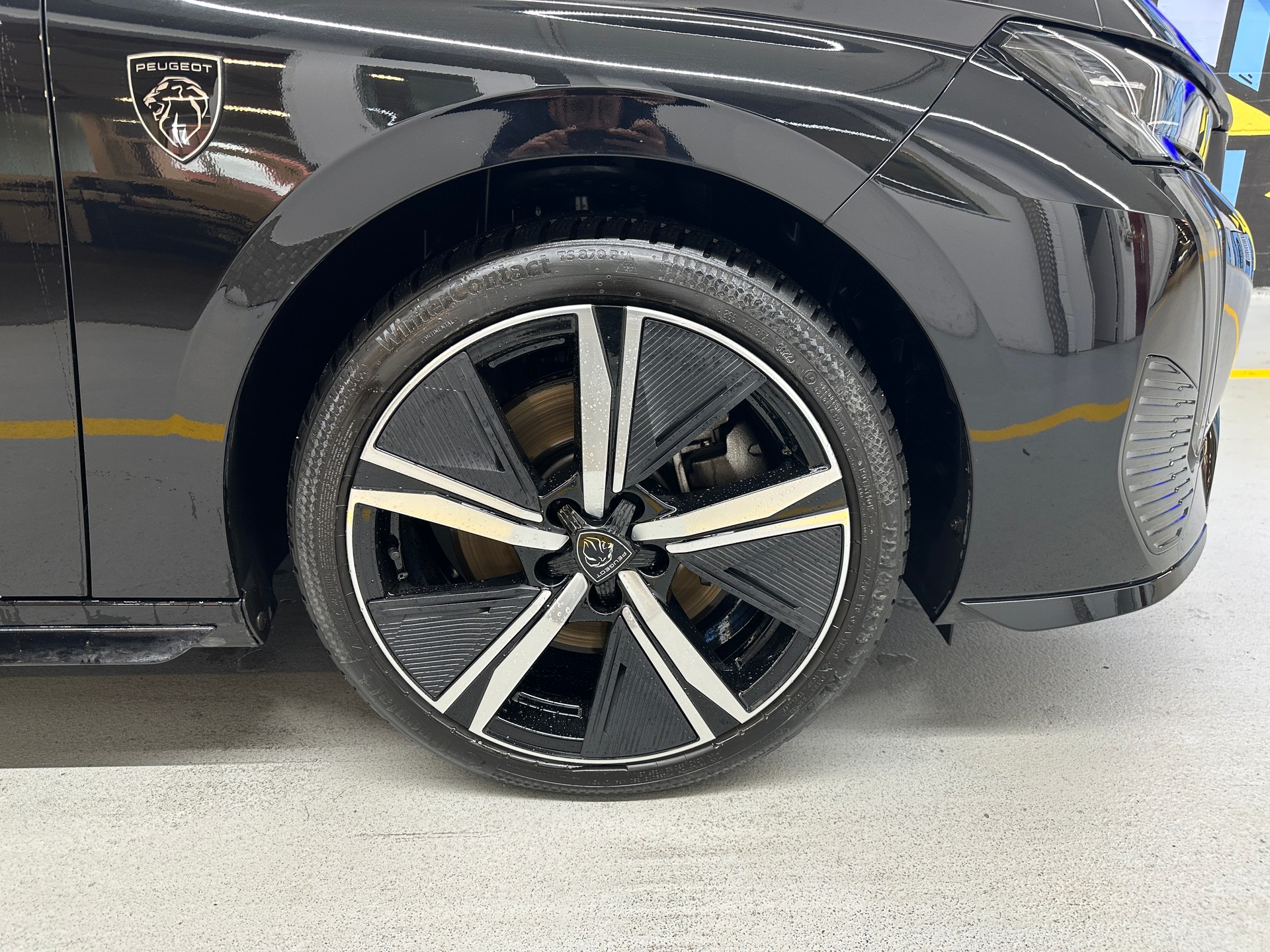 PEUGEOT 308 1.6 PHEV 180 GT-image-6