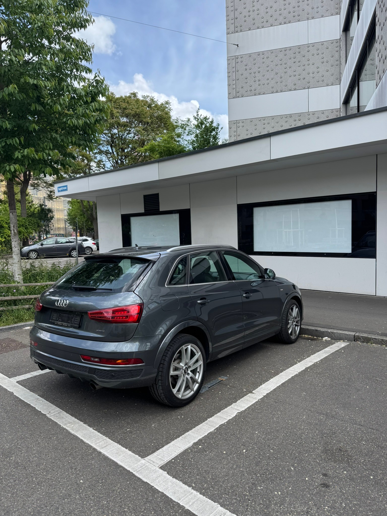 AUDI 2.0 TFSI Sport quattro S-Tr.-image-11