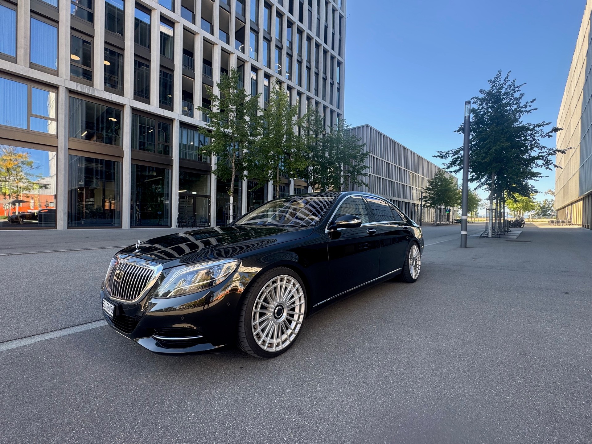 MERCEDES-BENZ S 500 V8 4matic lang *MAYBACH LOOK*-image-1