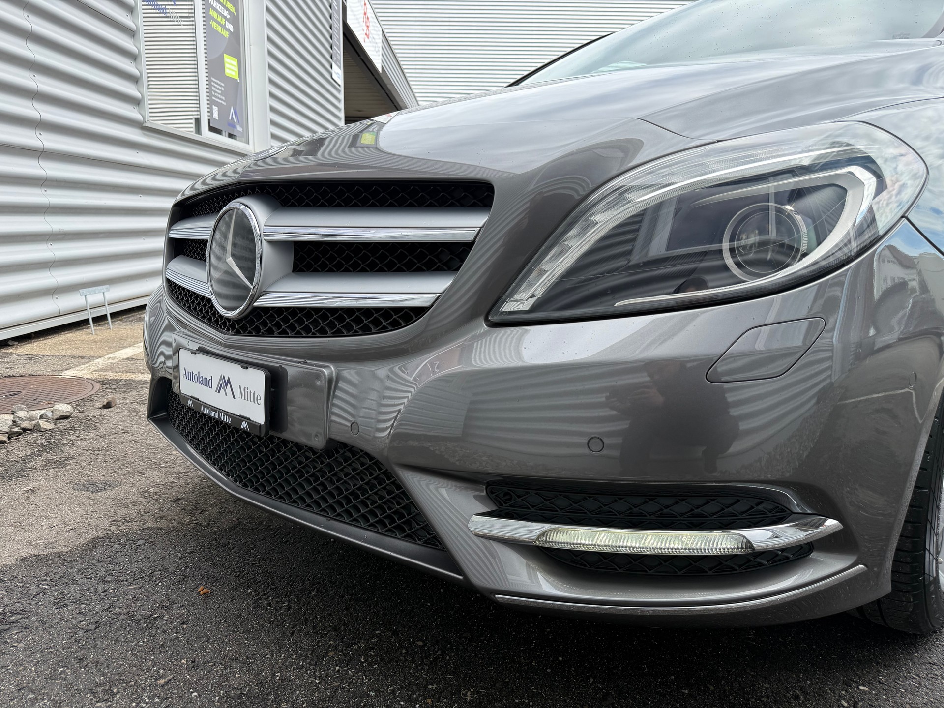 MERCEDES-BENZ B 200 7G-DCT-image-7