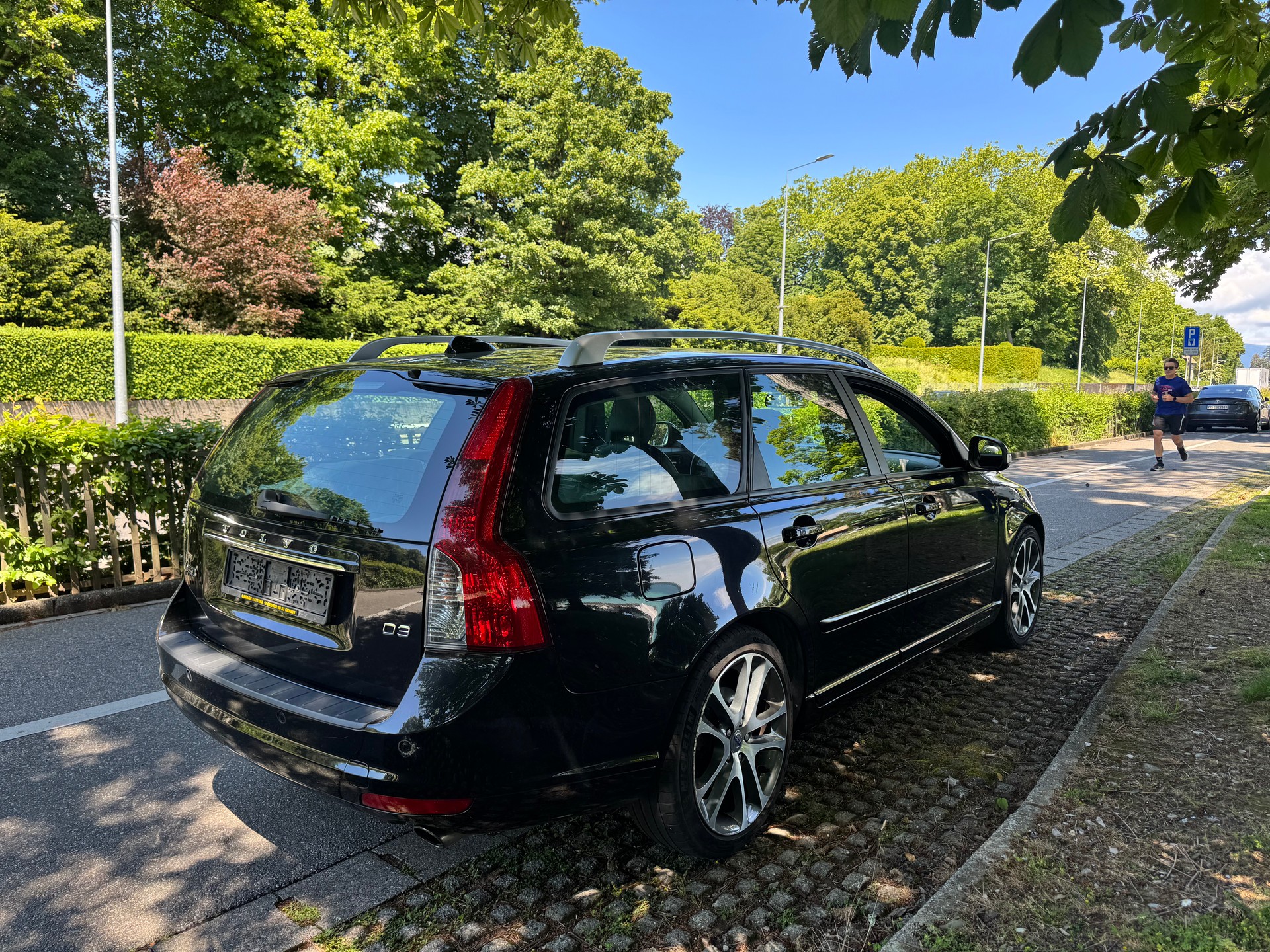VOLVO V50 D3 Momentum Geartronic-image-9