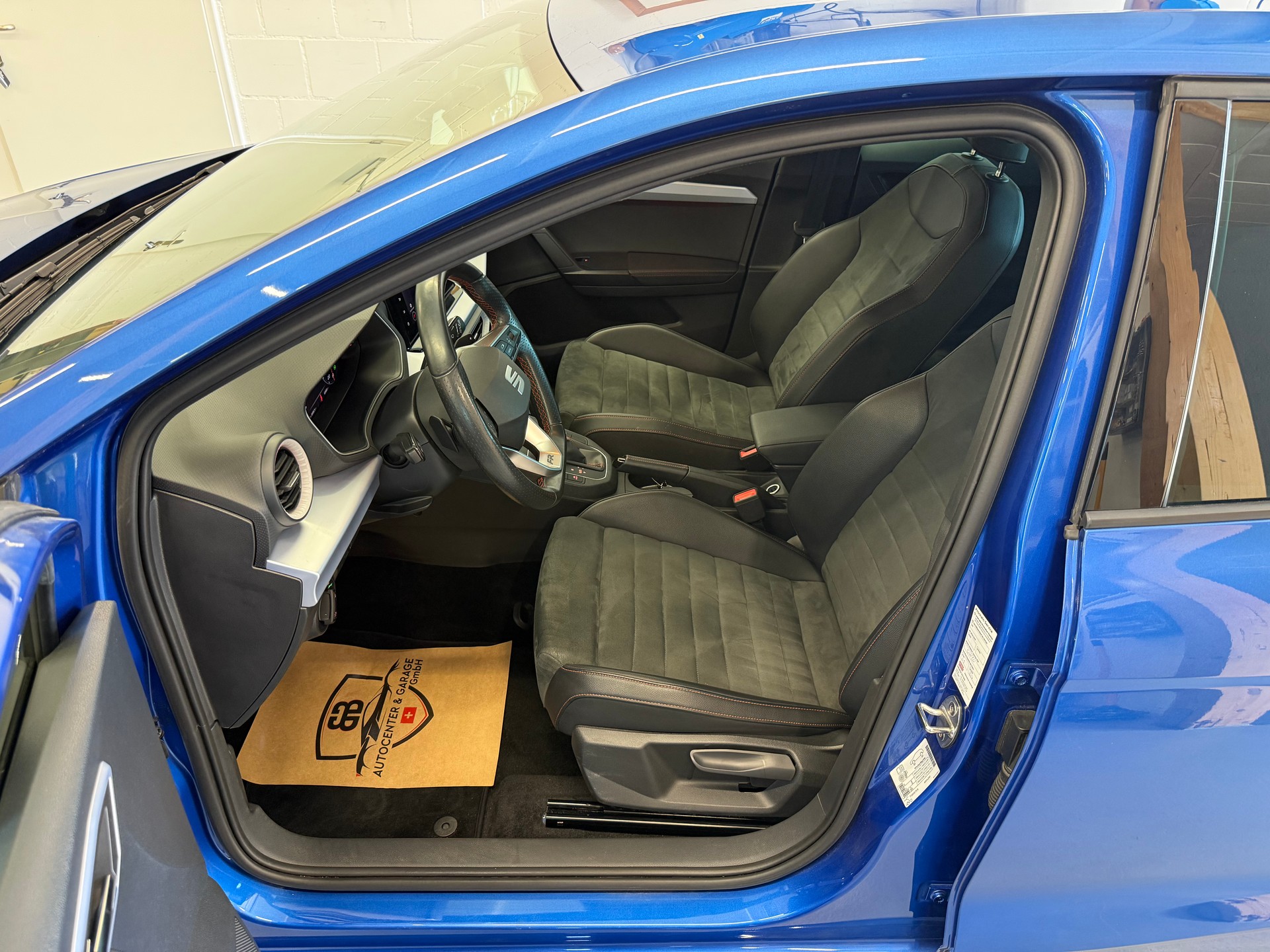 SEAT Ibiza 1.0 EcoTSI FR DSG °° 5 Jahre / 100'000 KM Seat-Garantie °°-image-10