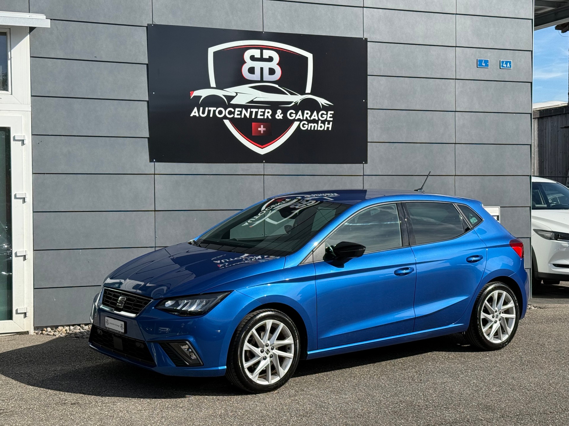 SEAT Ibiza 1.0 EcoTSI FR DSG °° 5 Jahre / 100'000 KM Seat-Garantie °°-image-2