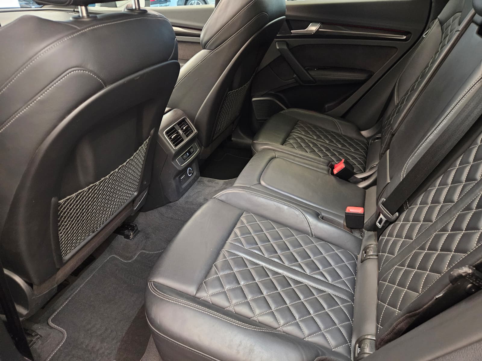 AUDI SQ5 TDI quattro tiptronic-image-12