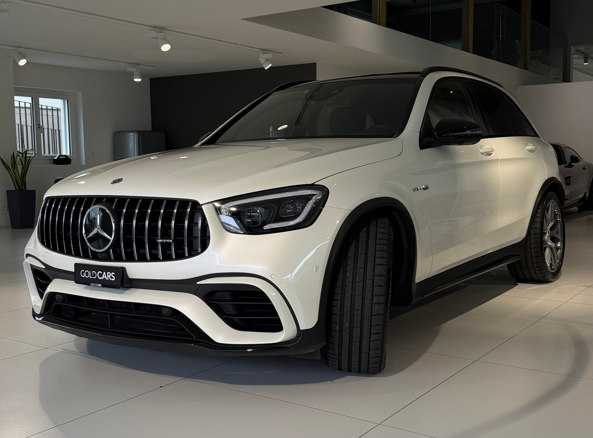 MERCEDES-BENZ GLC 63 S AMG 4Matic 9G-Tronic-image-3
