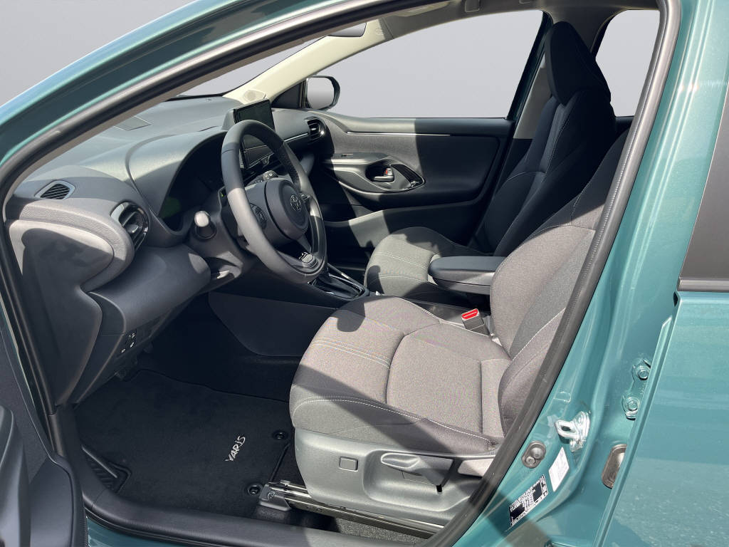 TOYOTA Yaris 1.5 VVT-i HSD Trend-image-8