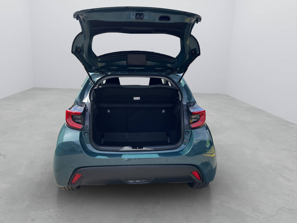 TOYOTA Yaris 1.5 VVT-i HSD Trend-image-14