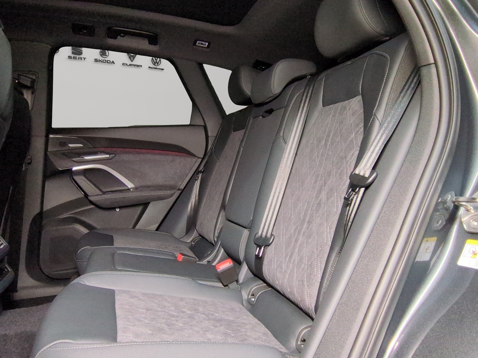AUDI Q5 TFSI quatto 200 kW S-tronic-image-8