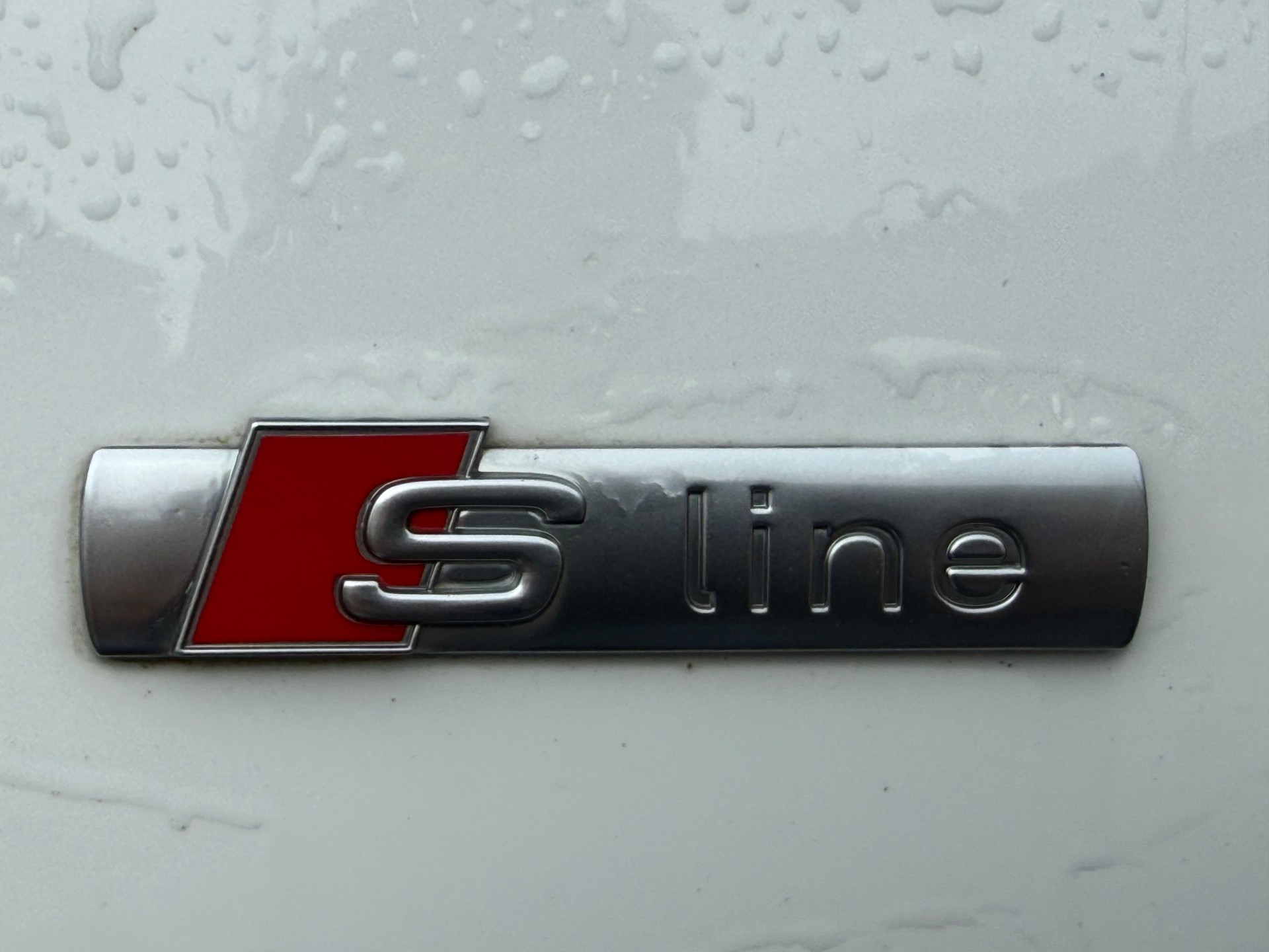 AUDI TT Roadster 2.0 TFSI Style S-Line-image-18