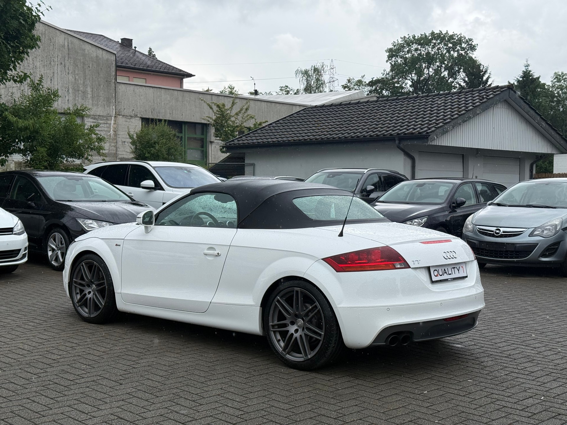 AUDI TT Roadster 2.0 TFSI Style S-Line-image-6
