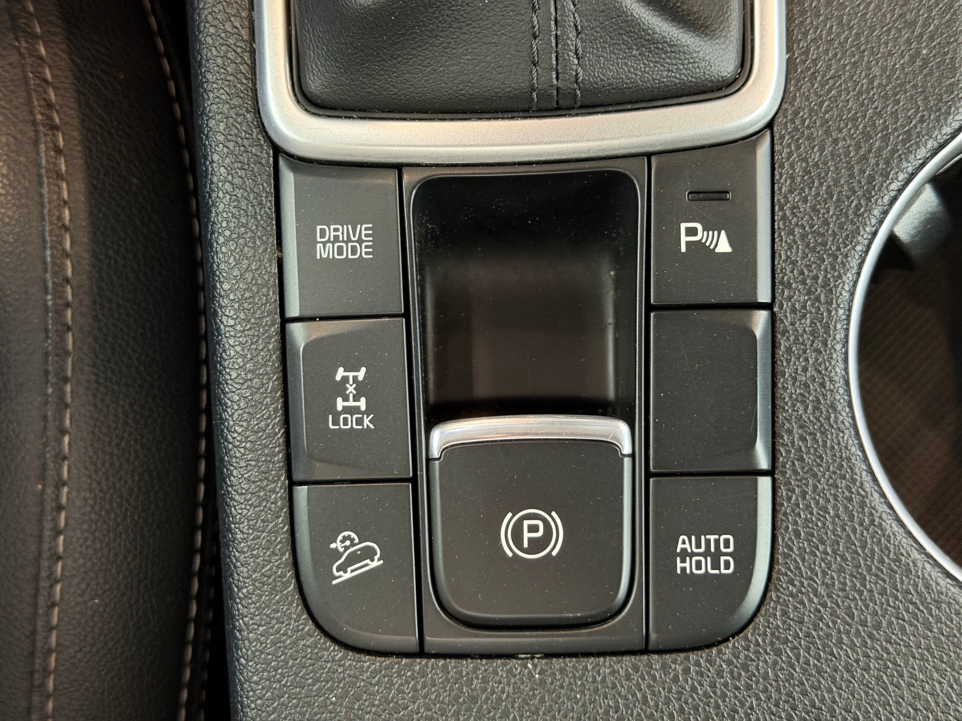 KIA Sportage 1.6CRDi Mild Hybrid Black Edition 4WD DCT-image-23