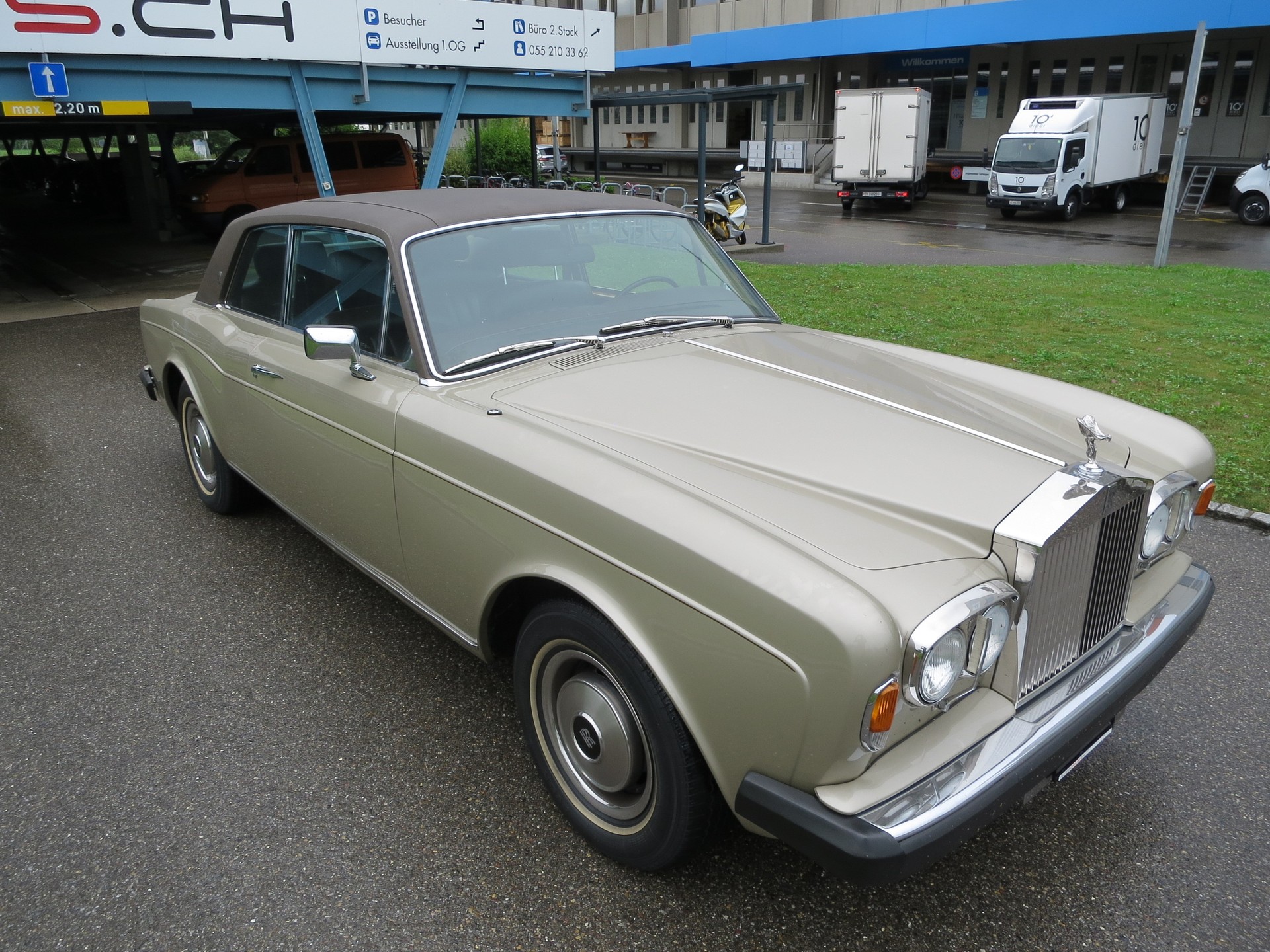 ROLLS-ROYCE Corniche-image-7