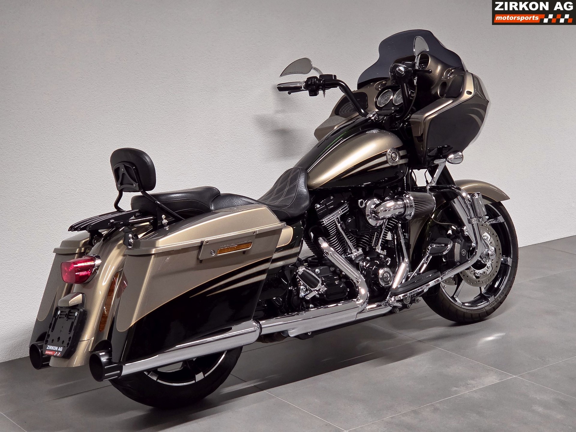 HARLEY-DAVIDSON FLTRXSE Road Glide Custom ABS CVO-image-6