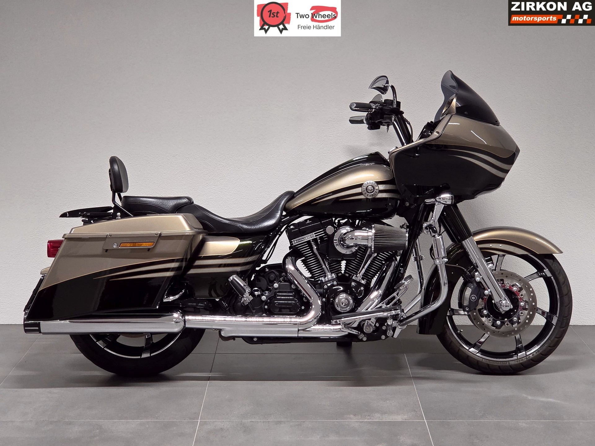 HARLEY-DAVIDSON FLTRXSE Road Glide Custom ABS CVO