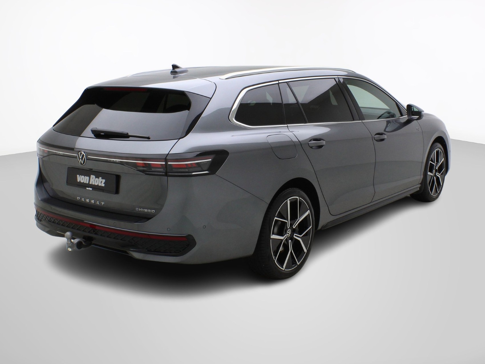 VW Passat Variant 1.5 TSI DSG Plug-in-Hybrid R-Line-image-5