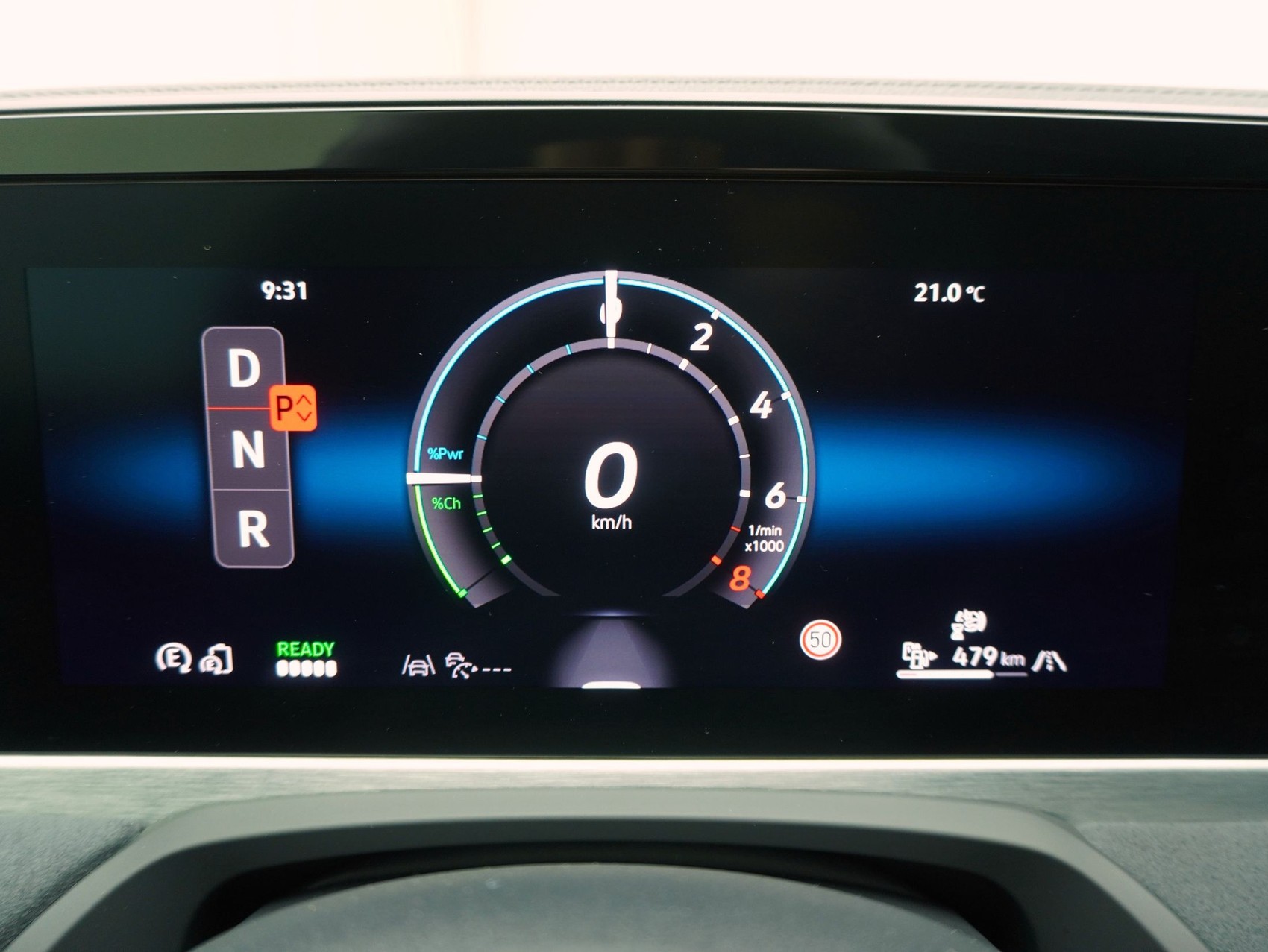 VW Passat Variant 1.5 TSI DSG Plug-in-Hybrid R-Line-image-18