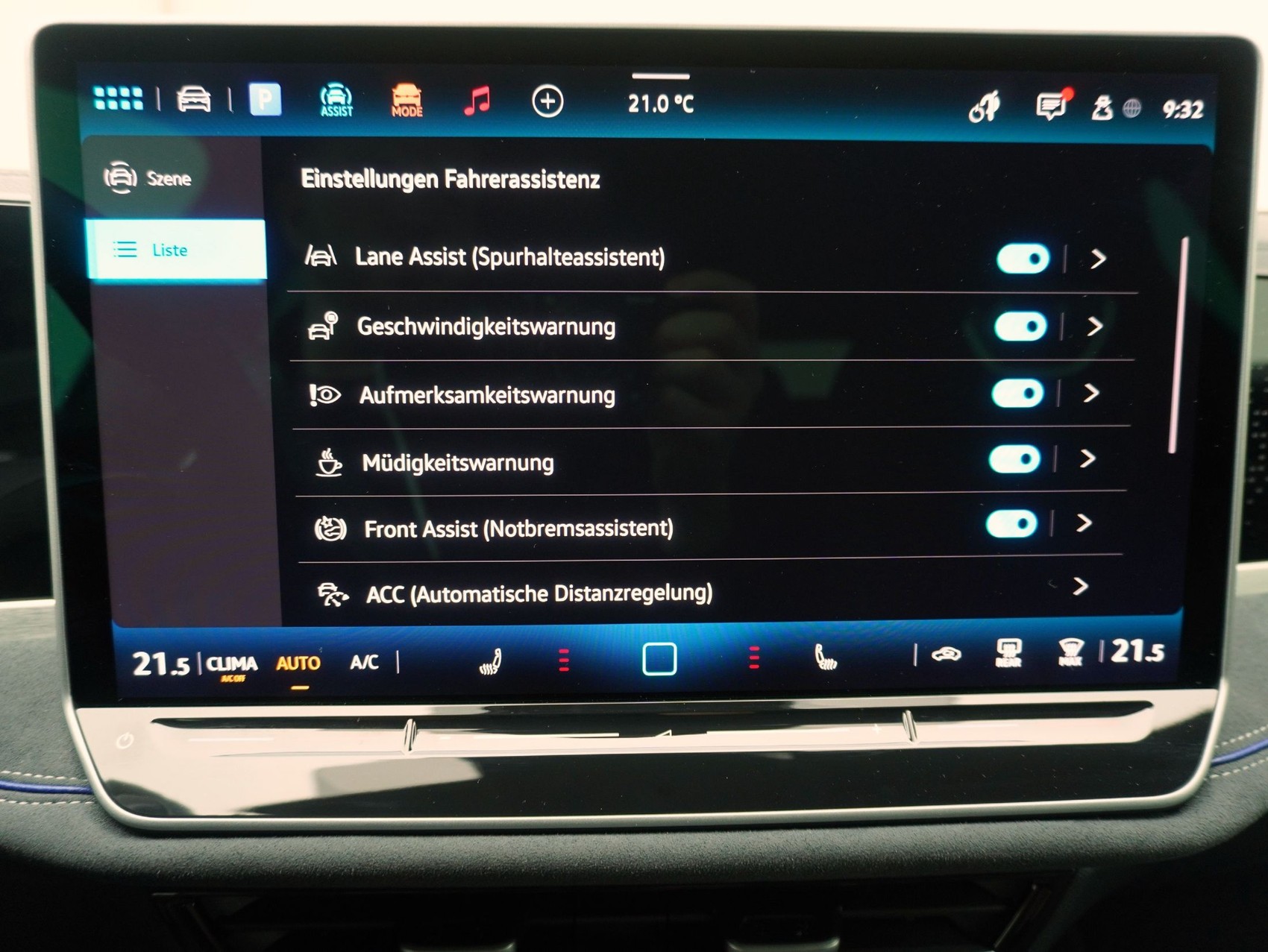 VW Passat Variant 1.5 TSI DSG Plug-in-Hybrid R-Line-image-29