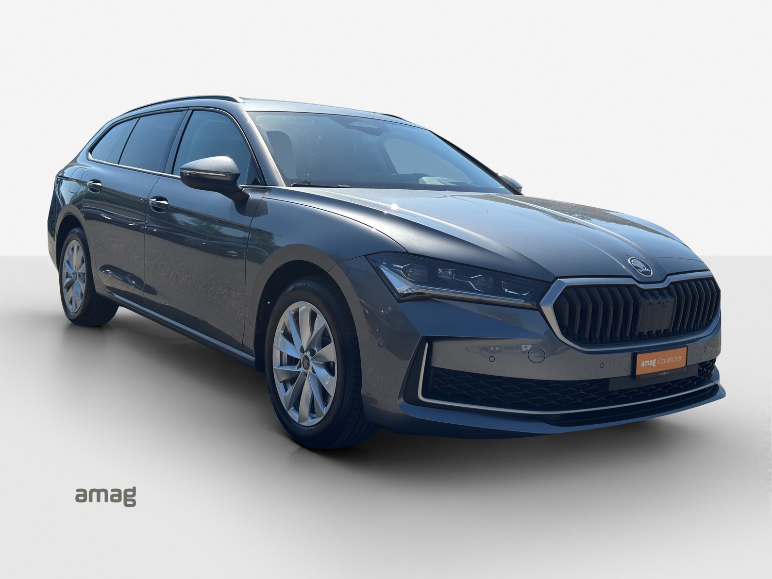 SKODA Superb Combi 1.5 TSI PHEV Selection DSG-image-5
