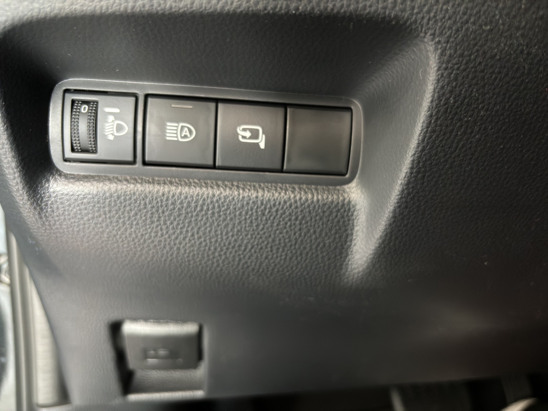 TOYOTA Aygo X 1.5 VVT-i HSD Trend e-CVT-image-28