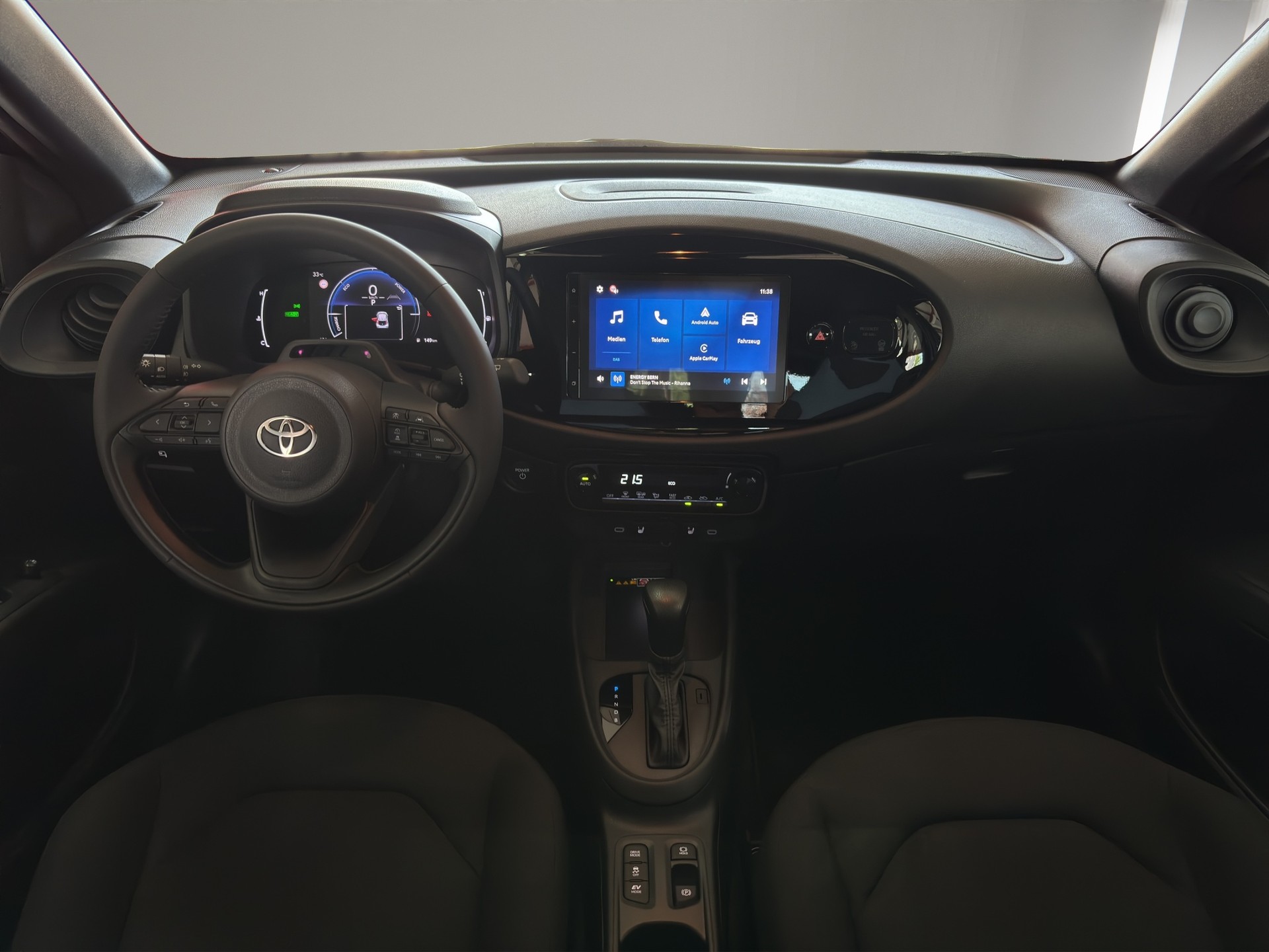 TOYOTA Aygo X 1.5 VVT-i HSD Trend e-CVT-image-13