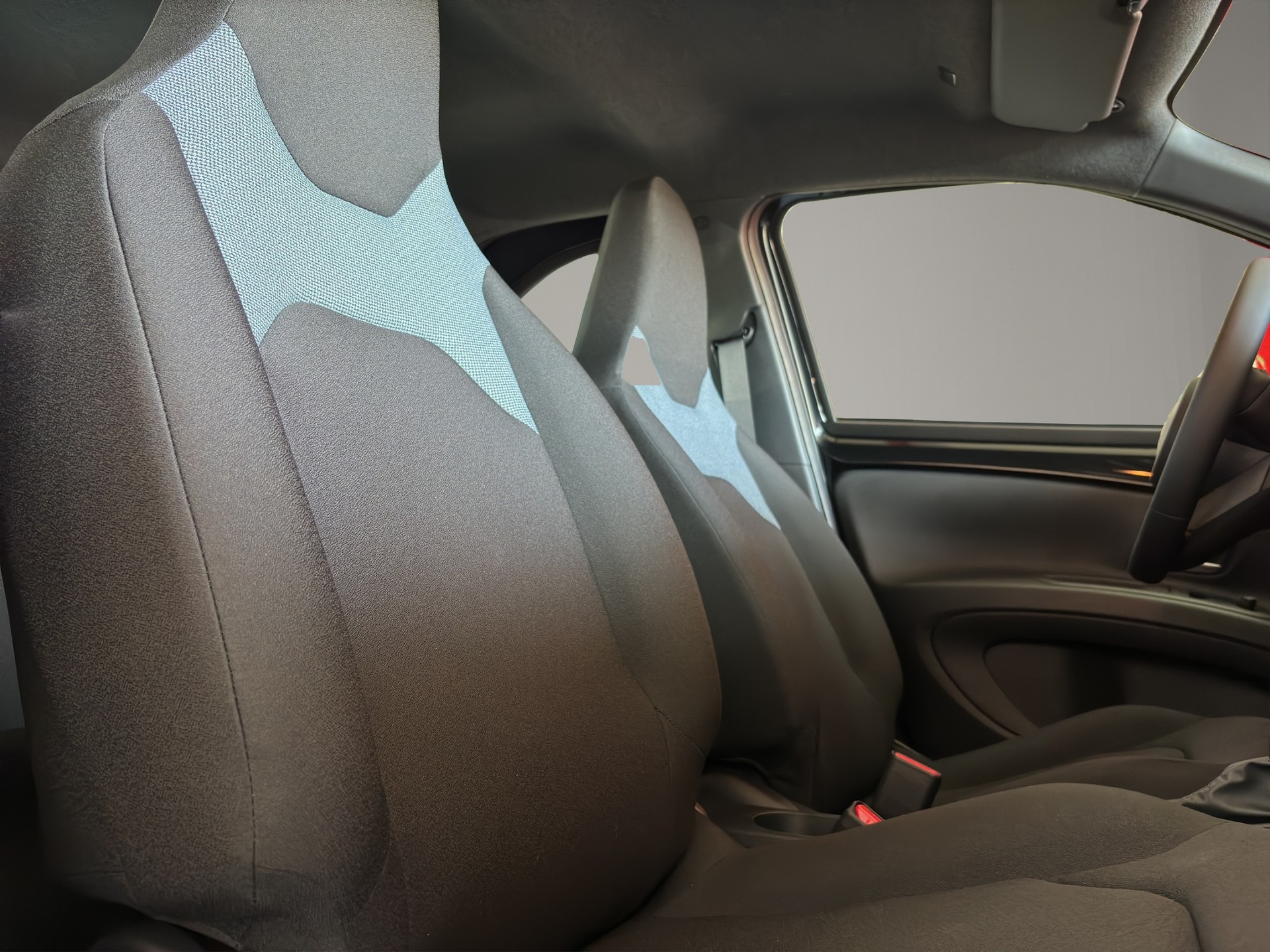 TOYOTA Aygo X 1.5 VVT-i HSD Trend e-CVT-image-21