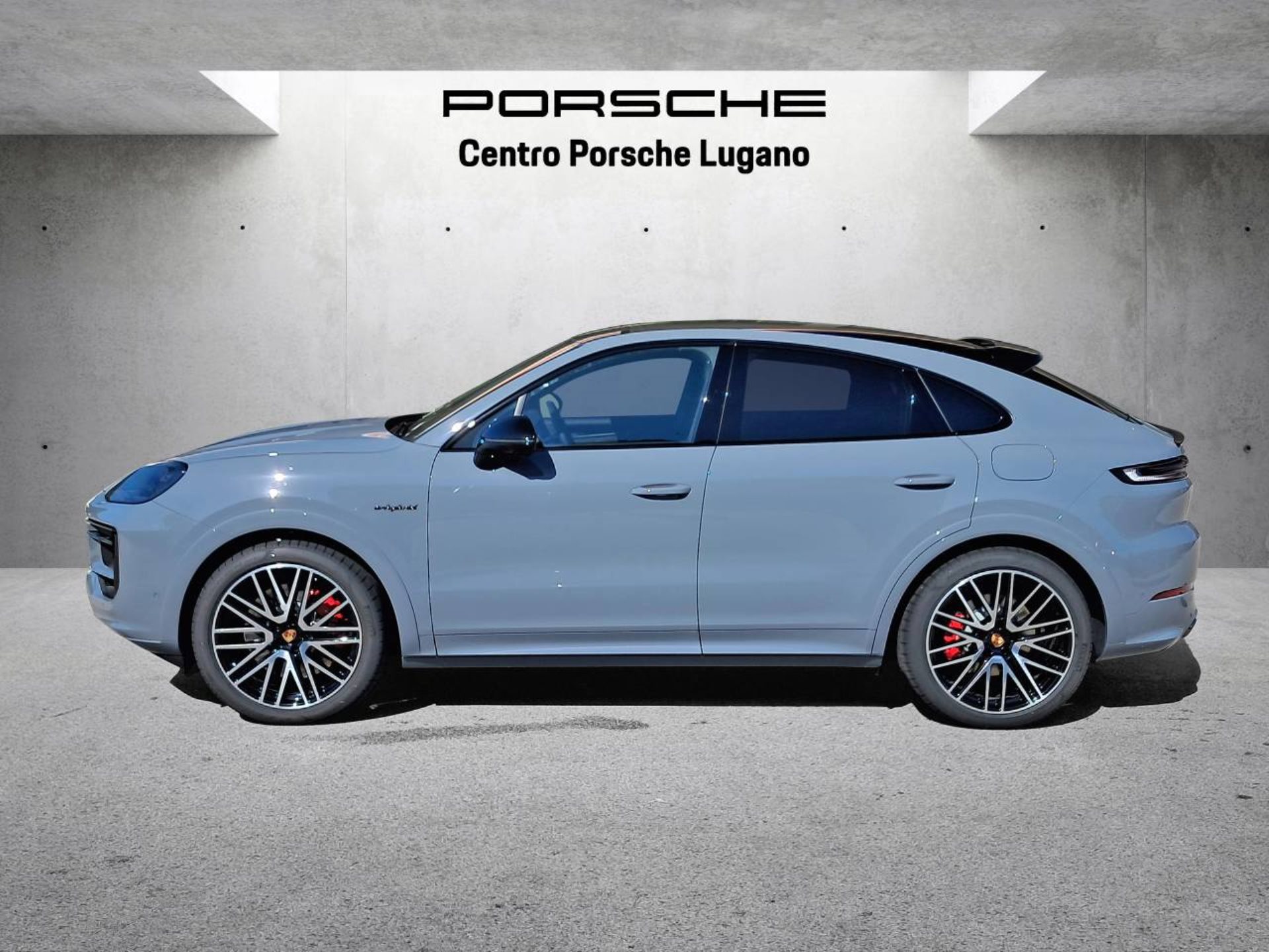 PORSCHE Cayenne S E-Hybrid Coupé Black Edition-image-1