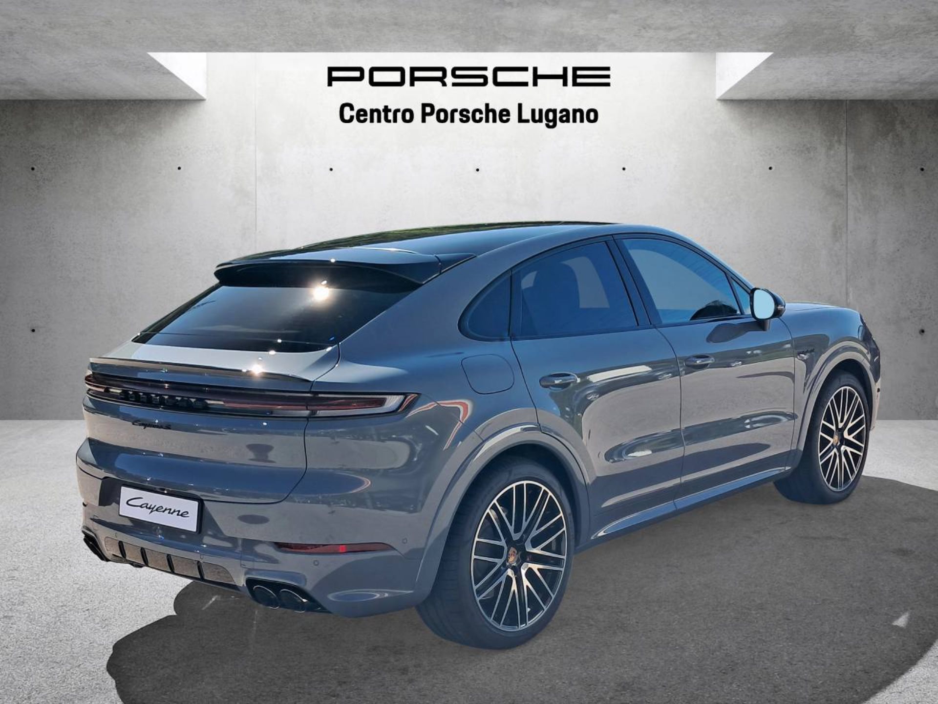 PORSCHE Cayenne S E-Hybrid Coupé Black Edition-image-7