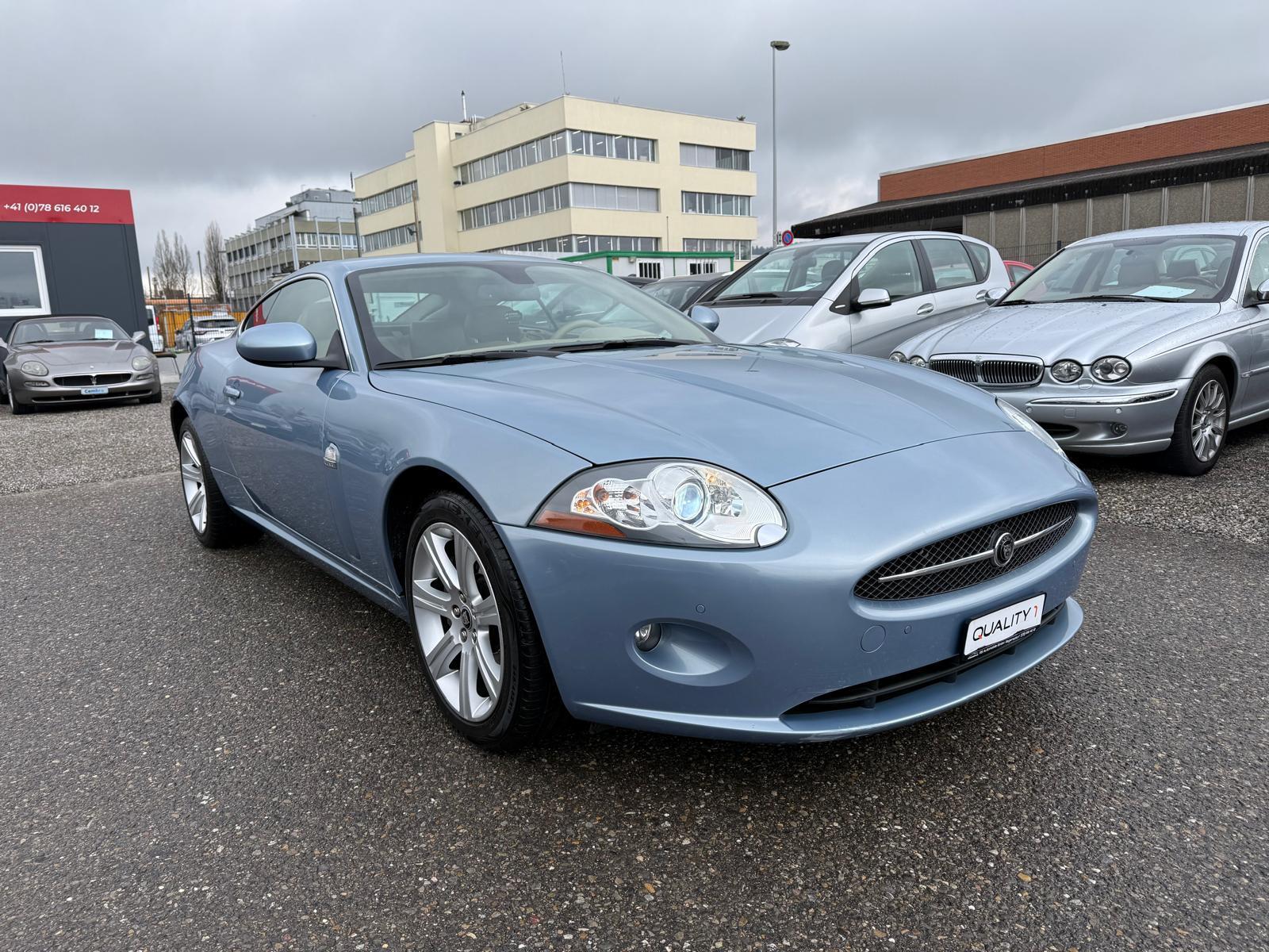 JAGUAR XK Coupé 4.2 V8-image-1