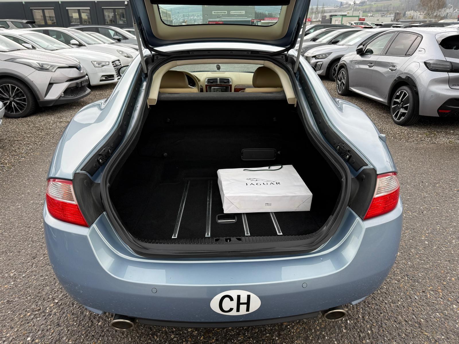 JAGUAR XK Coupé 4.2 V8-image-12