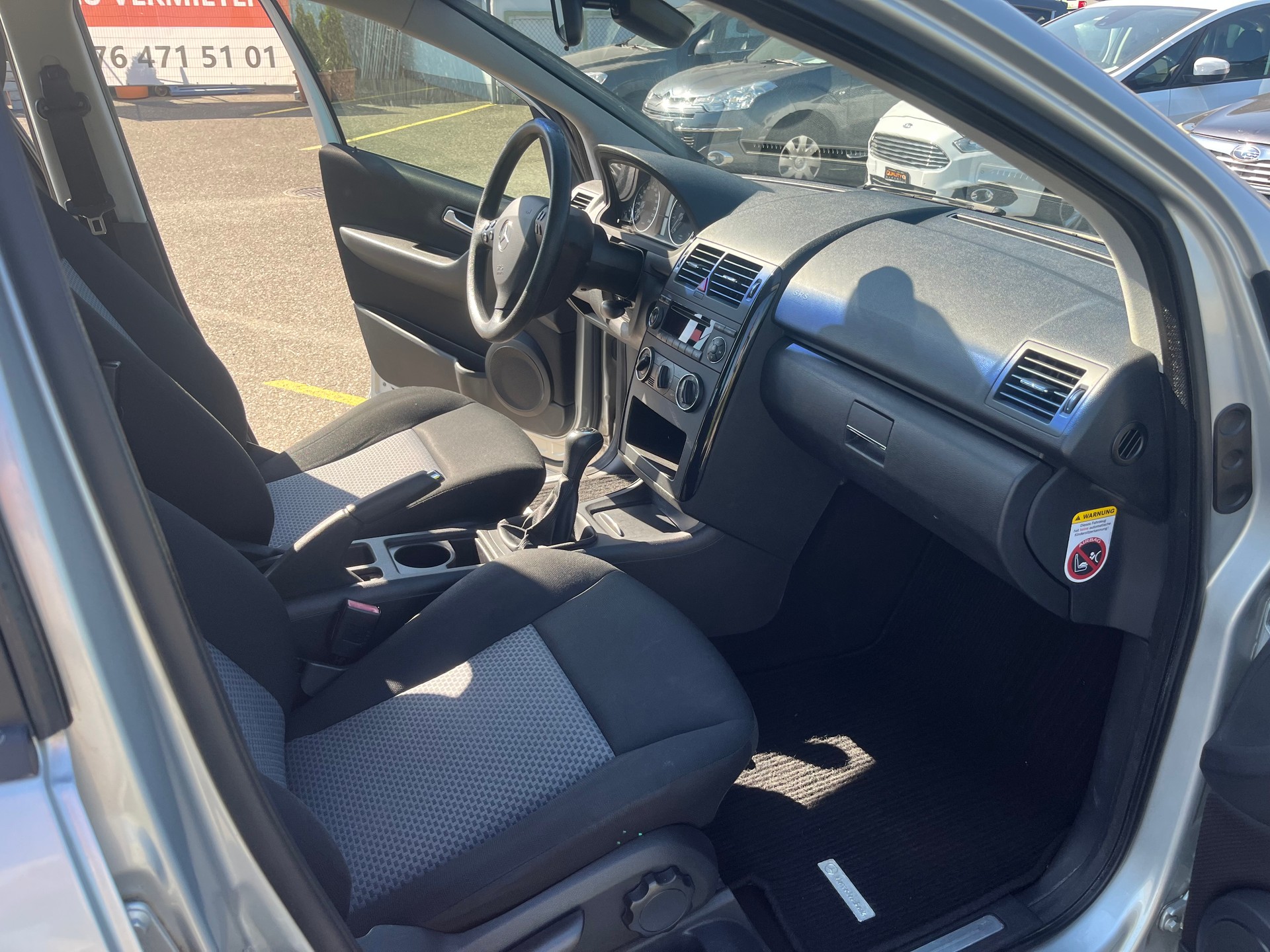 MERCEDES-BENZ A 170 Classic-image-6