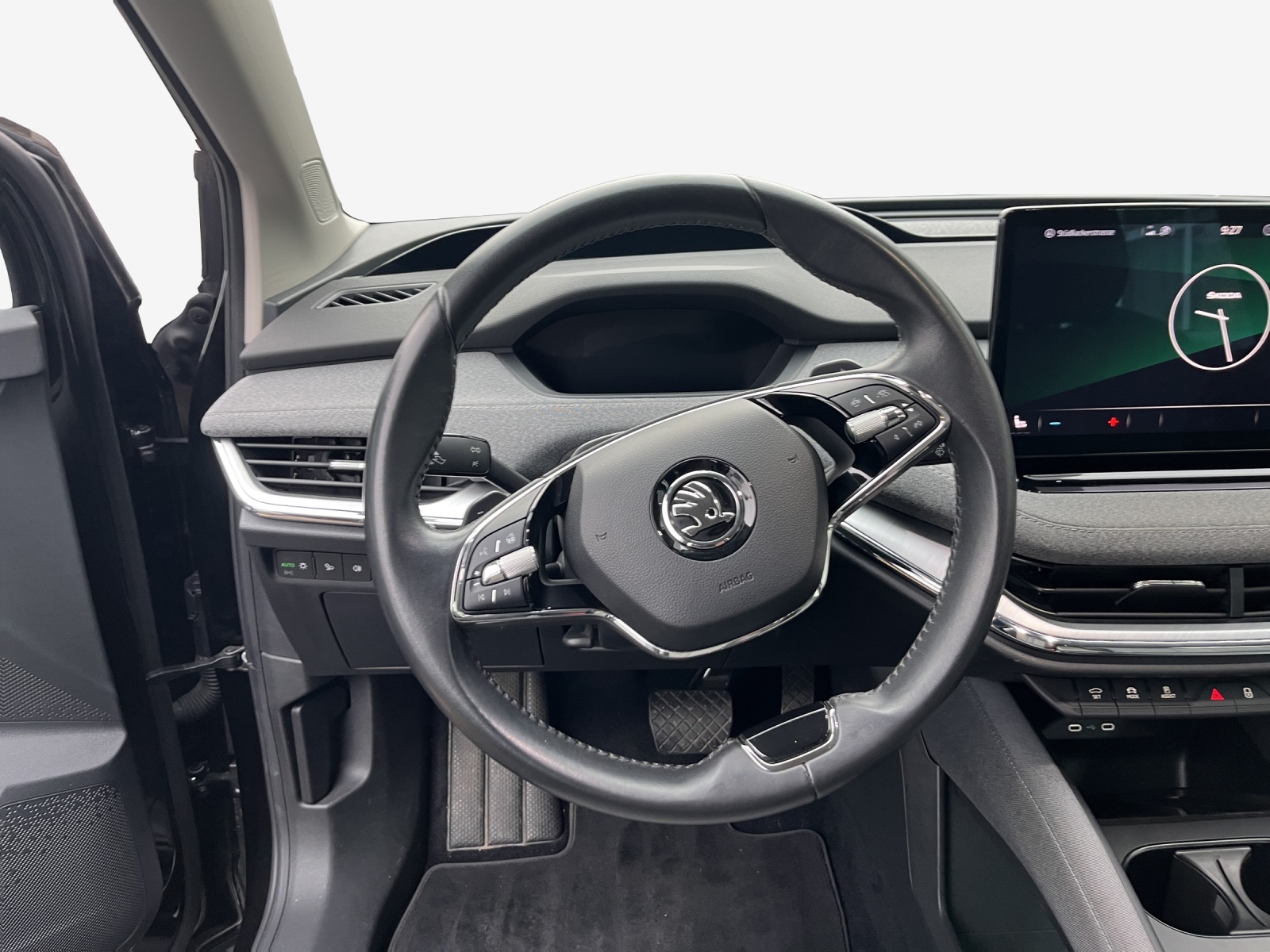 SKODA Enyaq iV 80-image-10