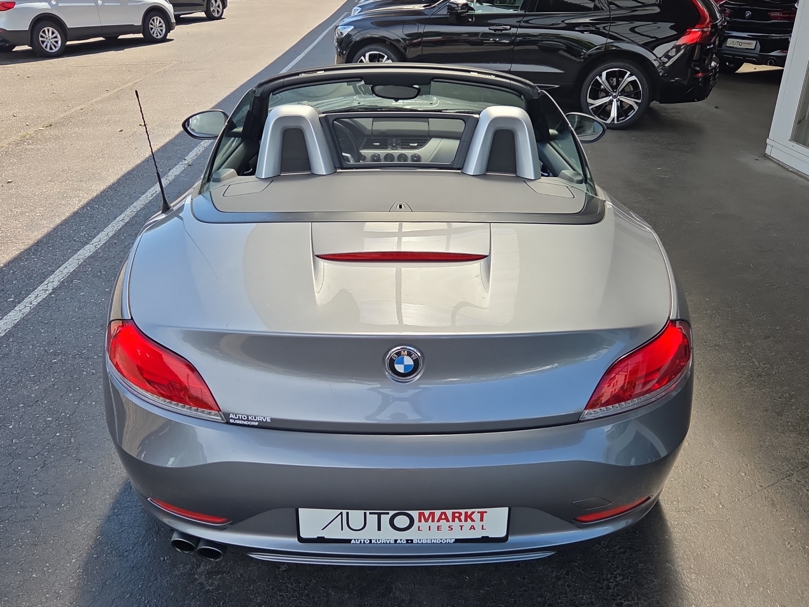 BMW Z4 sDrive30i-image-11