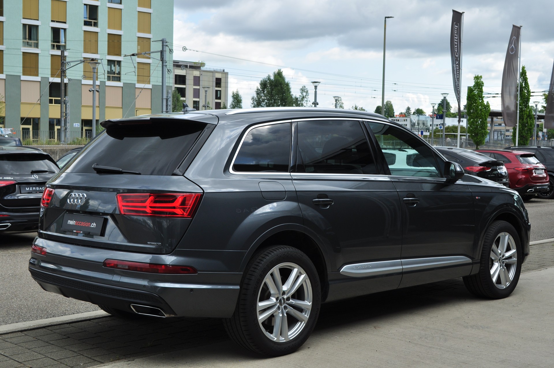 AUDI Q7 50 TDI quattro-image-5