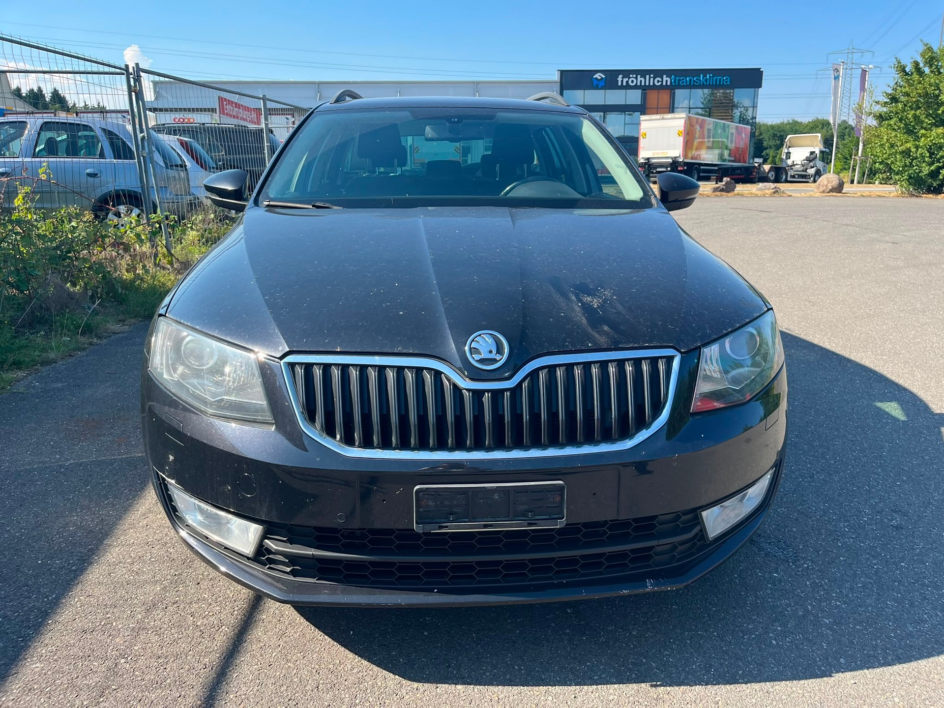 SKODA Octavia Combi 2.0 TDI Ambition DSG-image-0