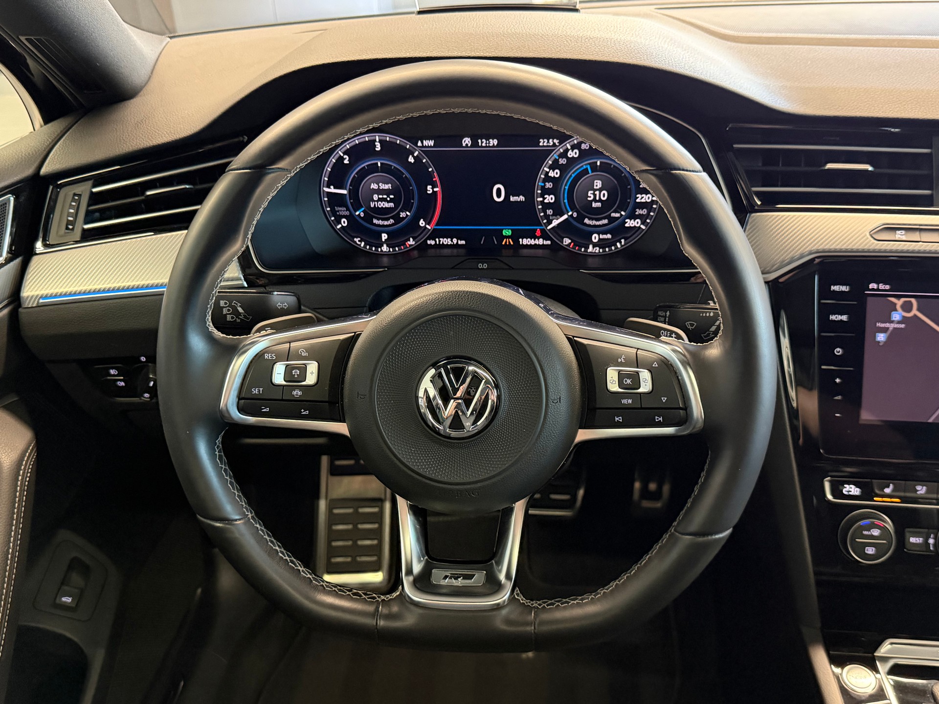 VW Passat Variant 2.0 TDI BMT R-Line - Highline DSG 4Motion-image-23