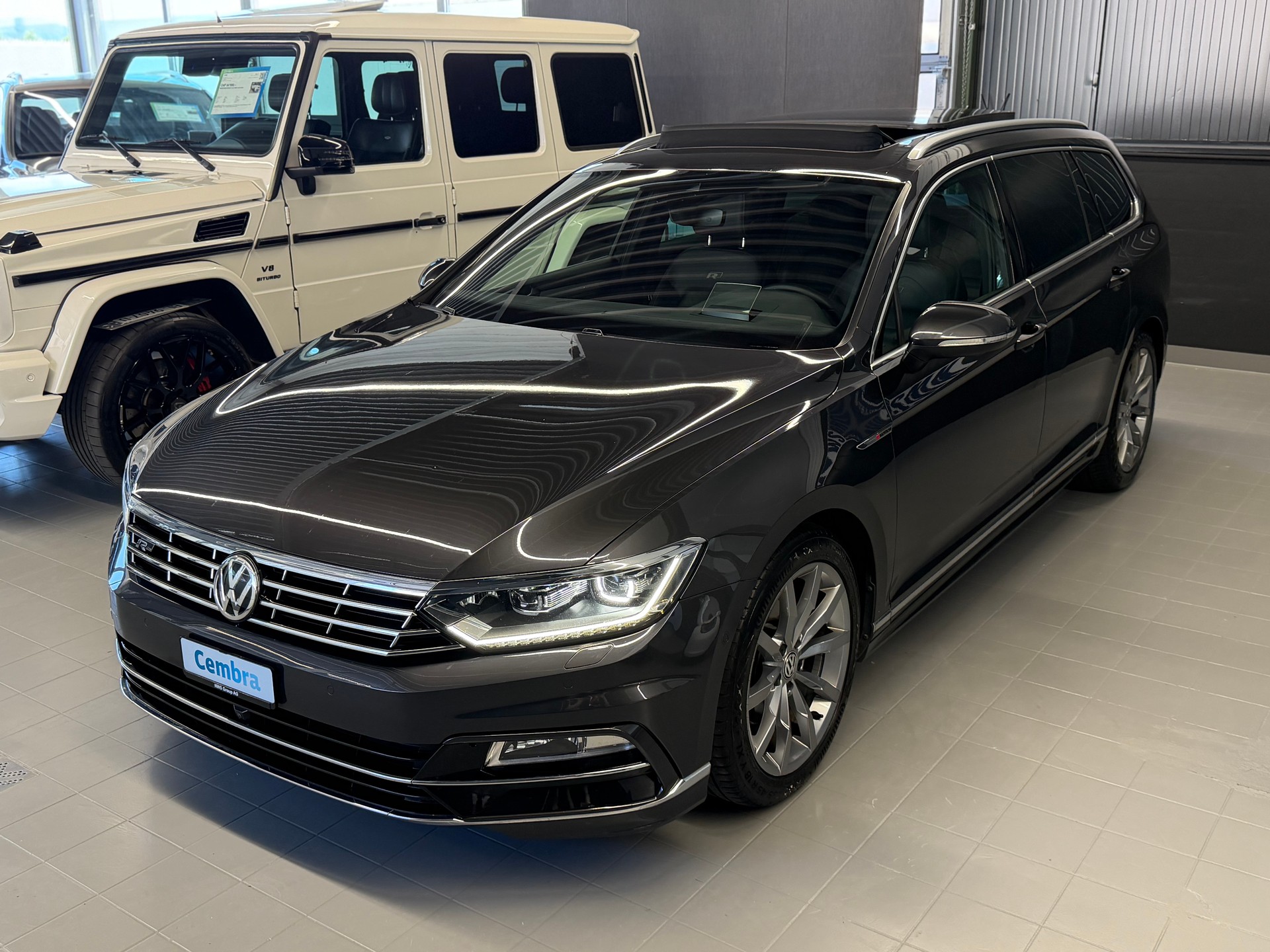 VW Passat Variant 2.0 TDI BMT R-Line - Highline DSG 4Motion-image-3