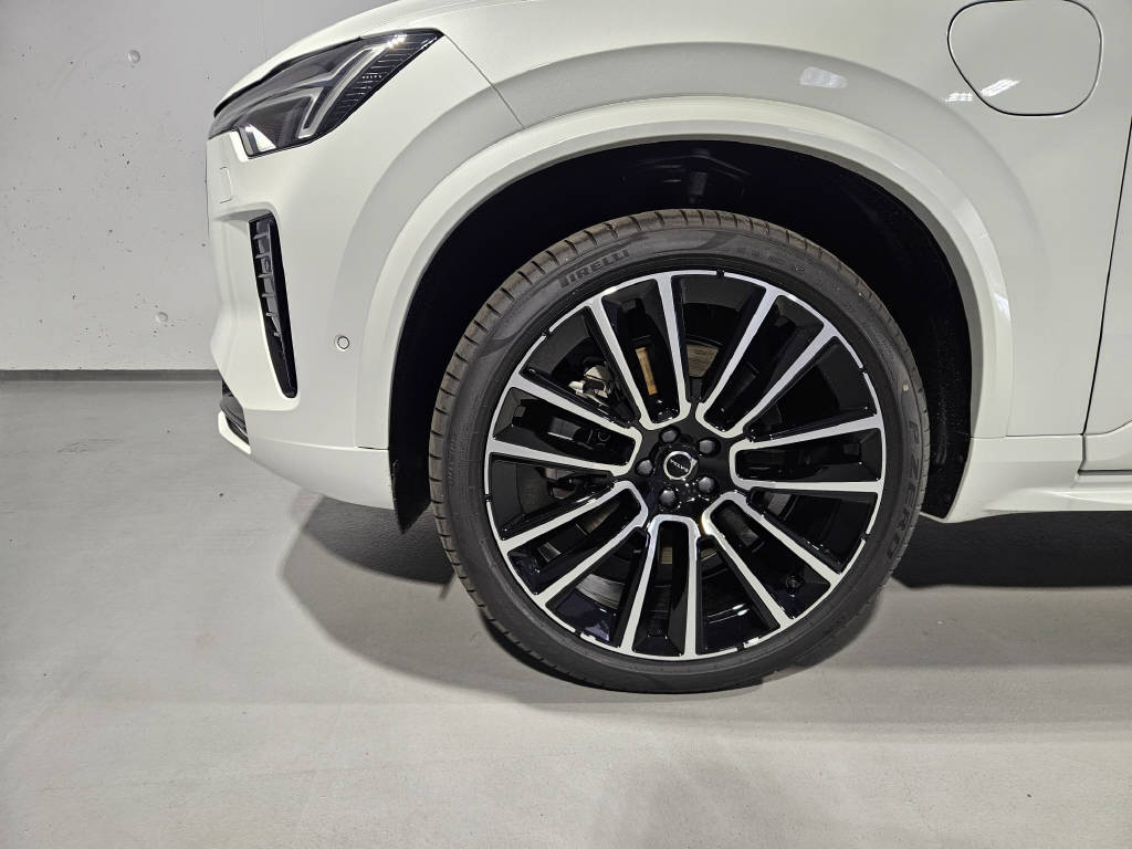 VOLVO XC90 2.0 T8 TE Ultra Dark eAWD-image-13