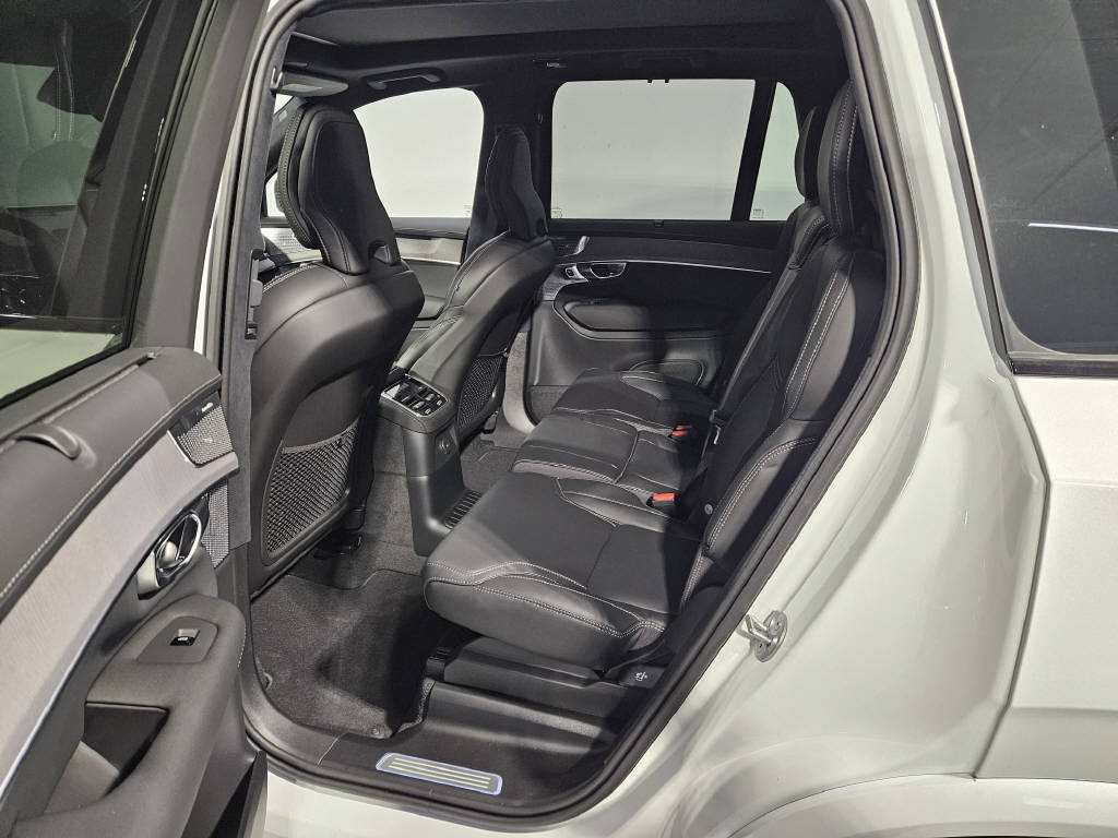 VOLVO XC90 2.0 T8 TE Ultra Dark eAWD-image-10
