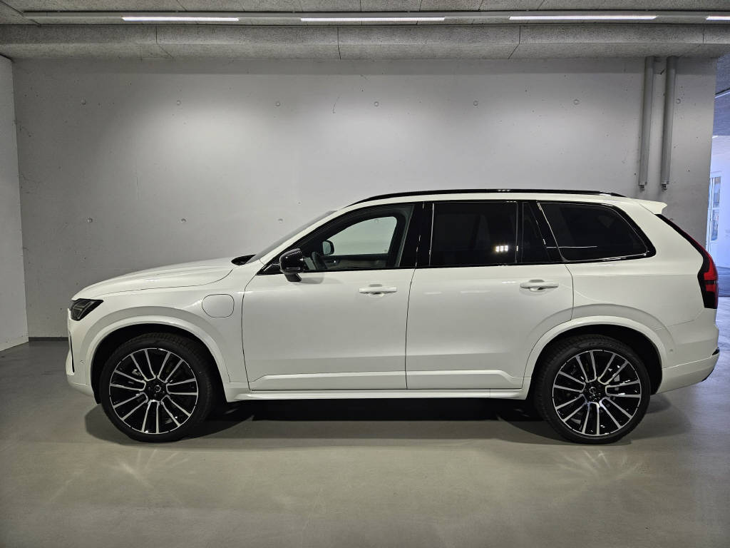 VOLVO XC90 2.0 T8 TE Ultra Dark eAWD-image-2