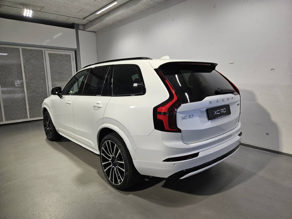 VOLVO XC90 2.0 T8 TE Ultra Dark eAWD-image-3