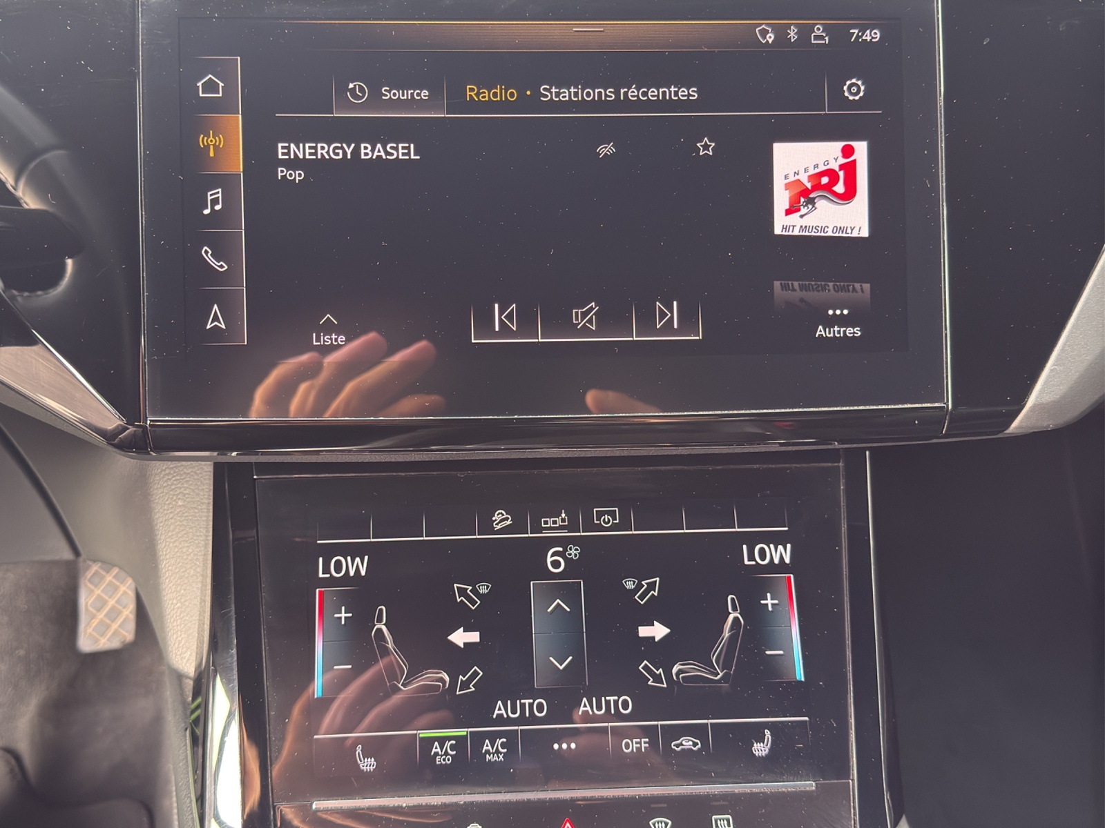 AUDI e-tron 55 Advanced quattro-image-16