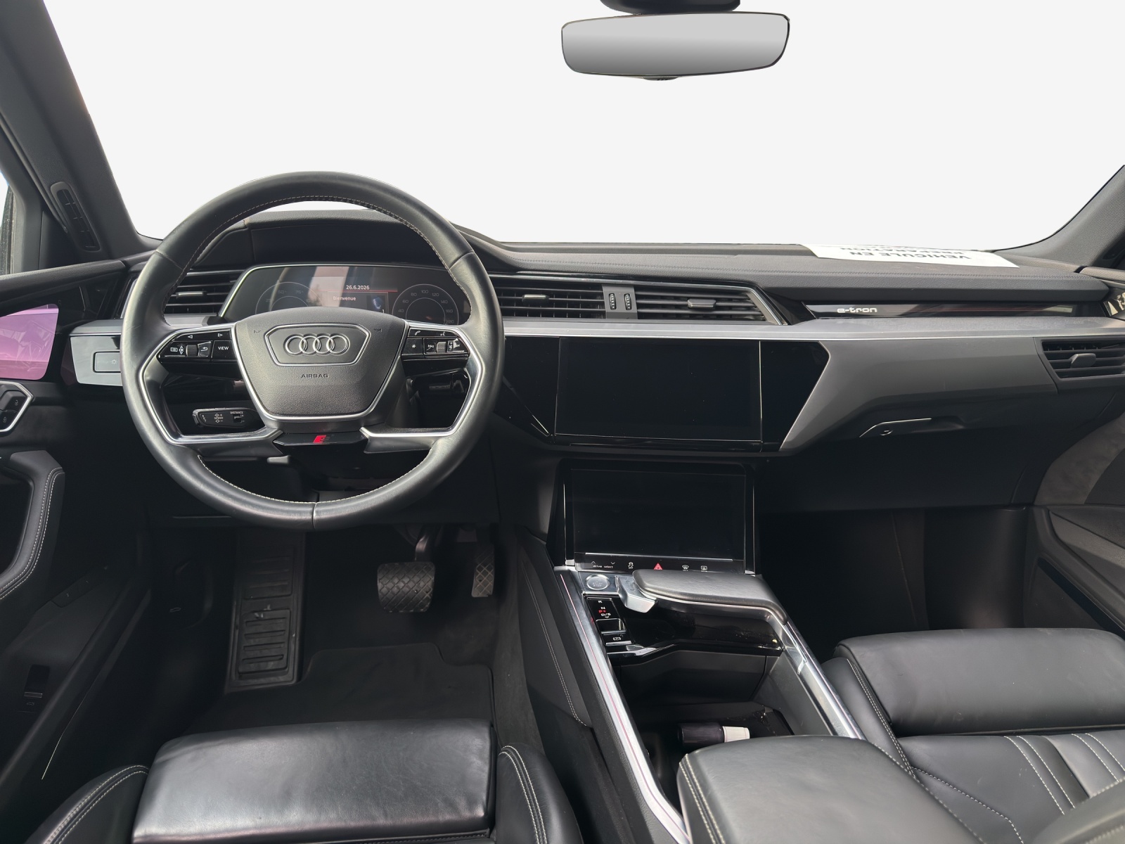 AUDI e-tron 55 Advanced quattro-image-9